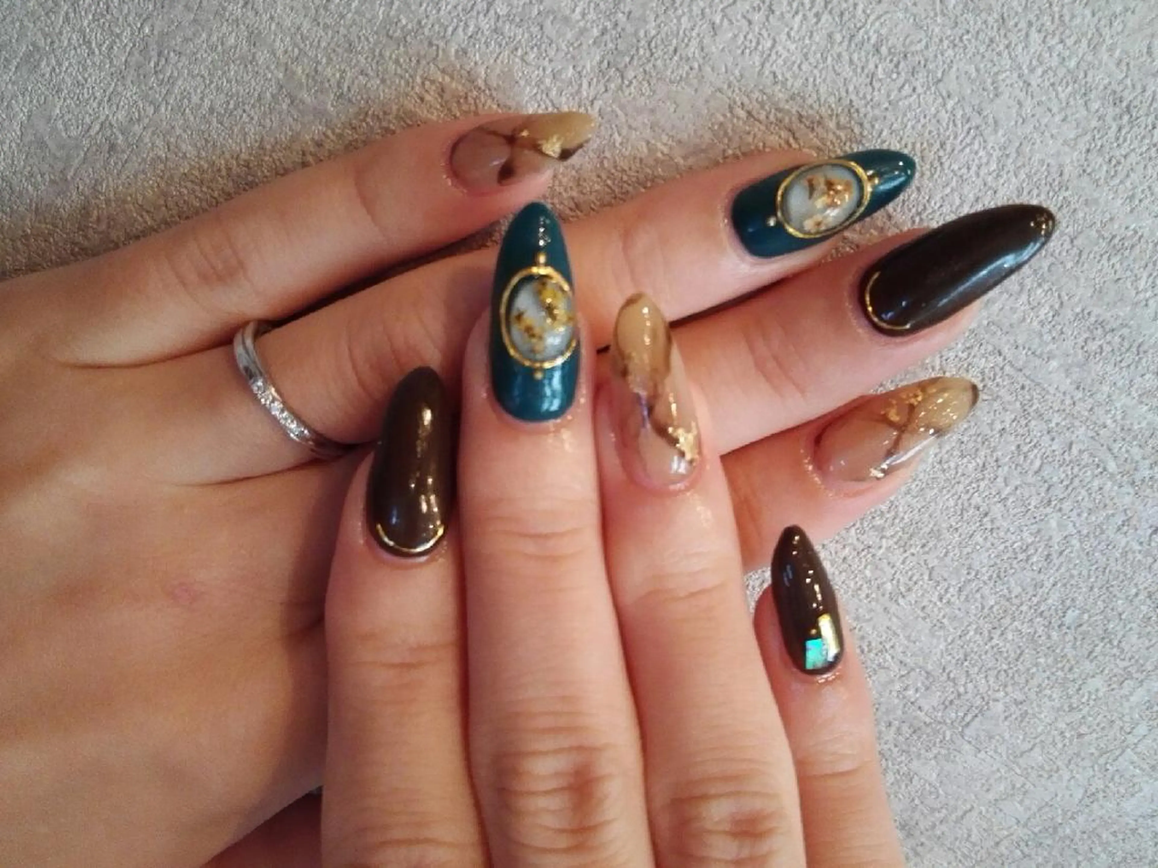 ネイル スカルプネイル private salon mieのネイルデザイン