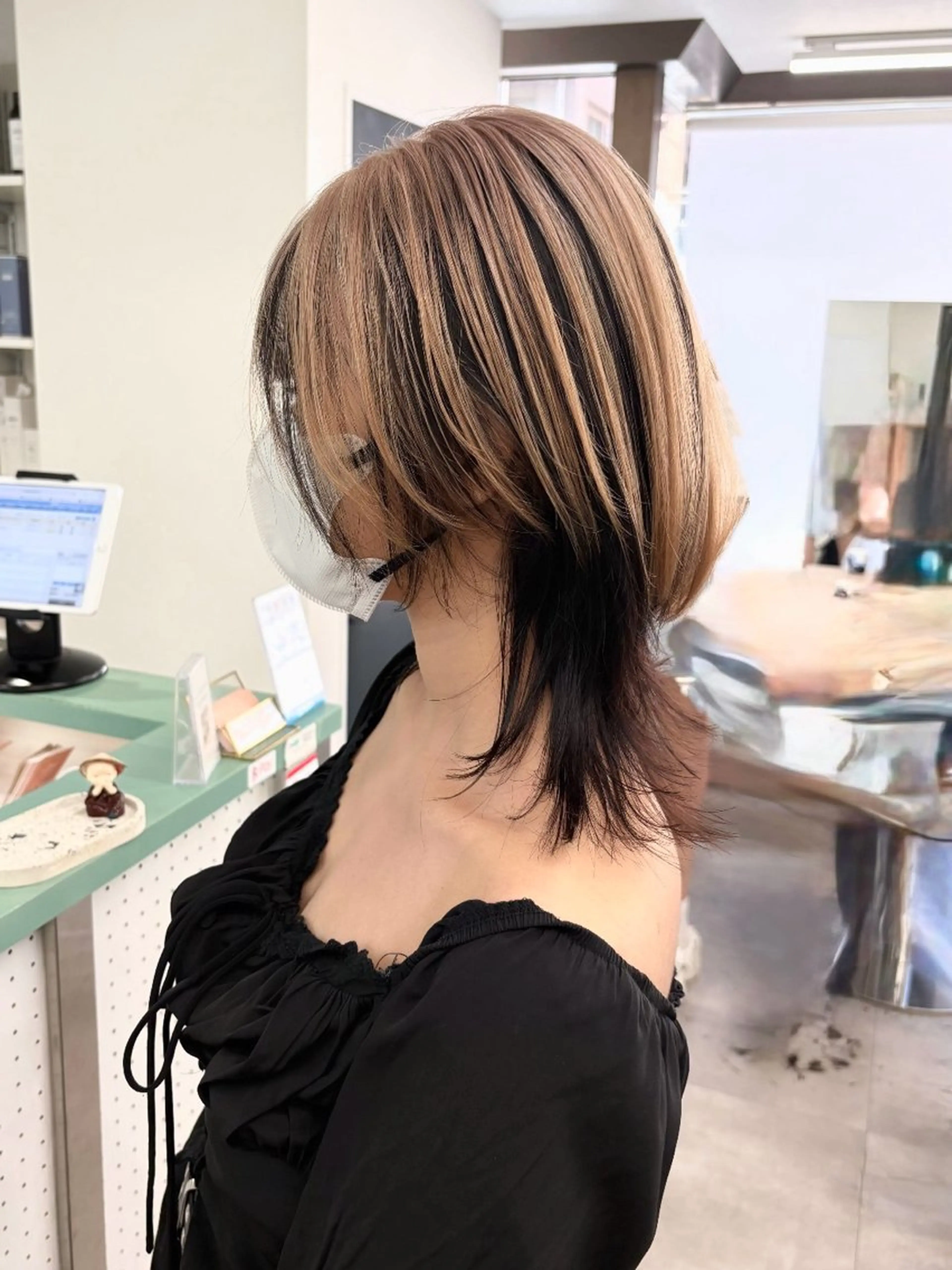 ショート カラー ヘアカラー Ⓜ︎iyu🌊/海外 風ハイライト特化のヘアスタイル