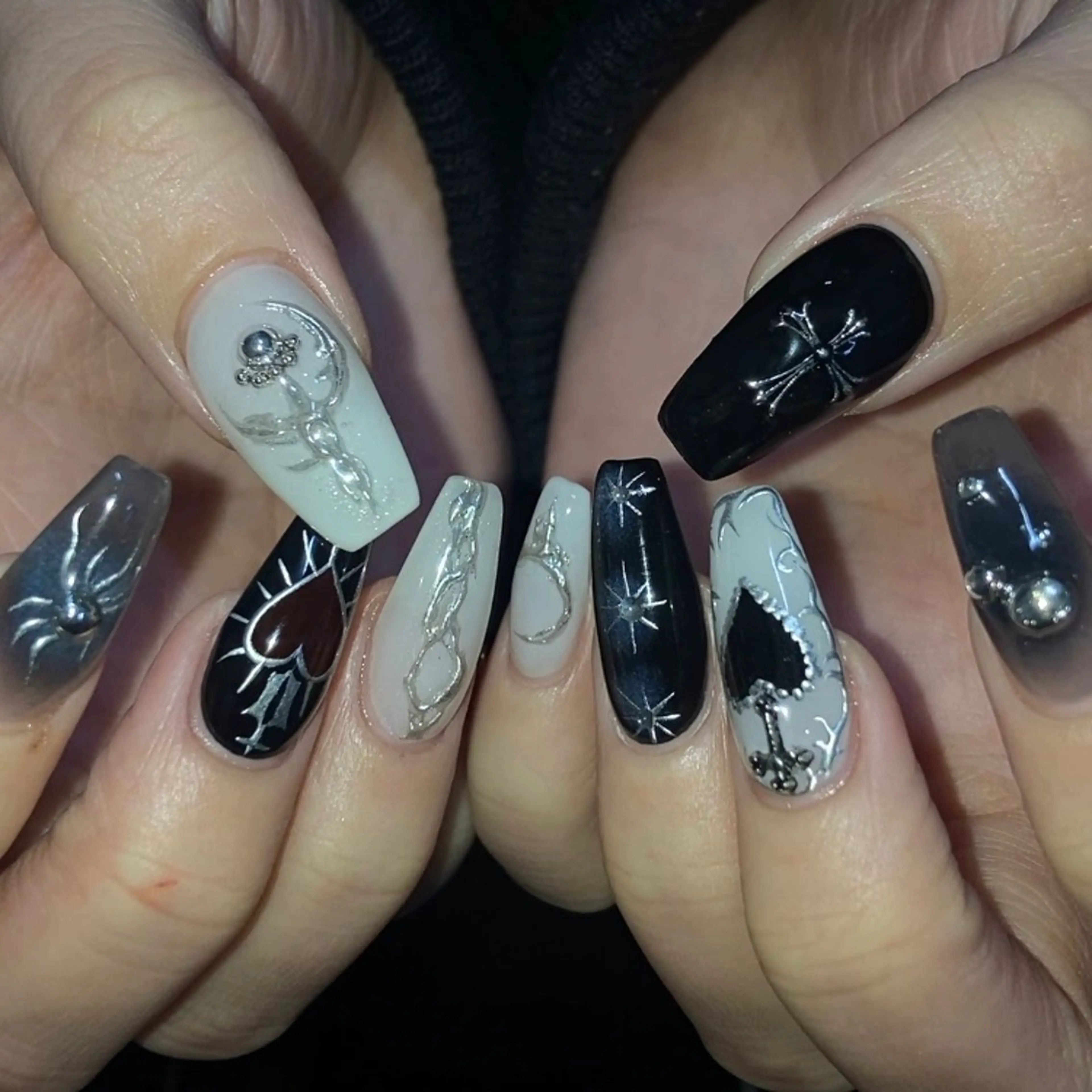 ネイル ハンドネイル フットネイル kana/モード ・グランジ໒꒱のネイルデザイン