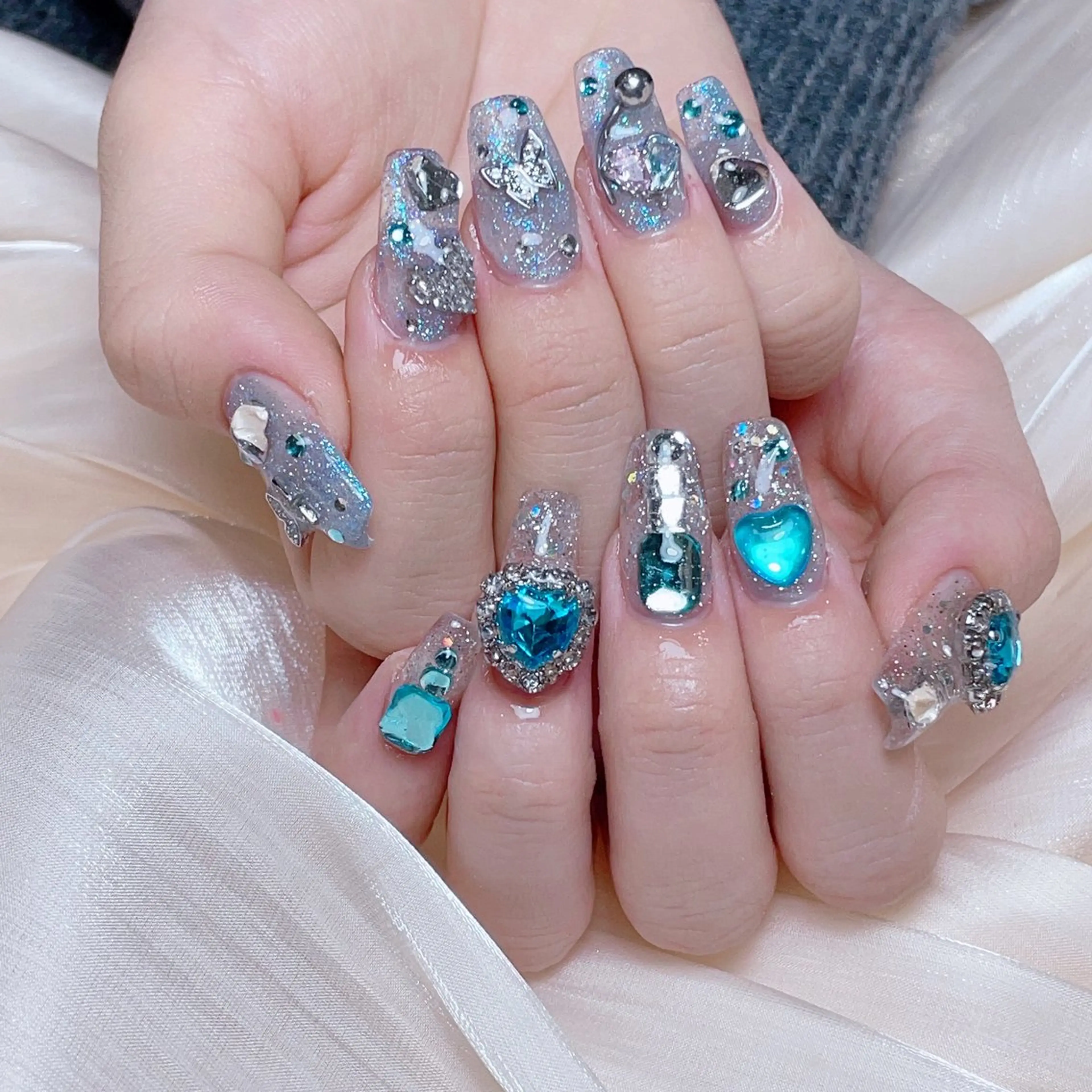 ネイル 🫧NUR NAIL✨のネイルデザイン