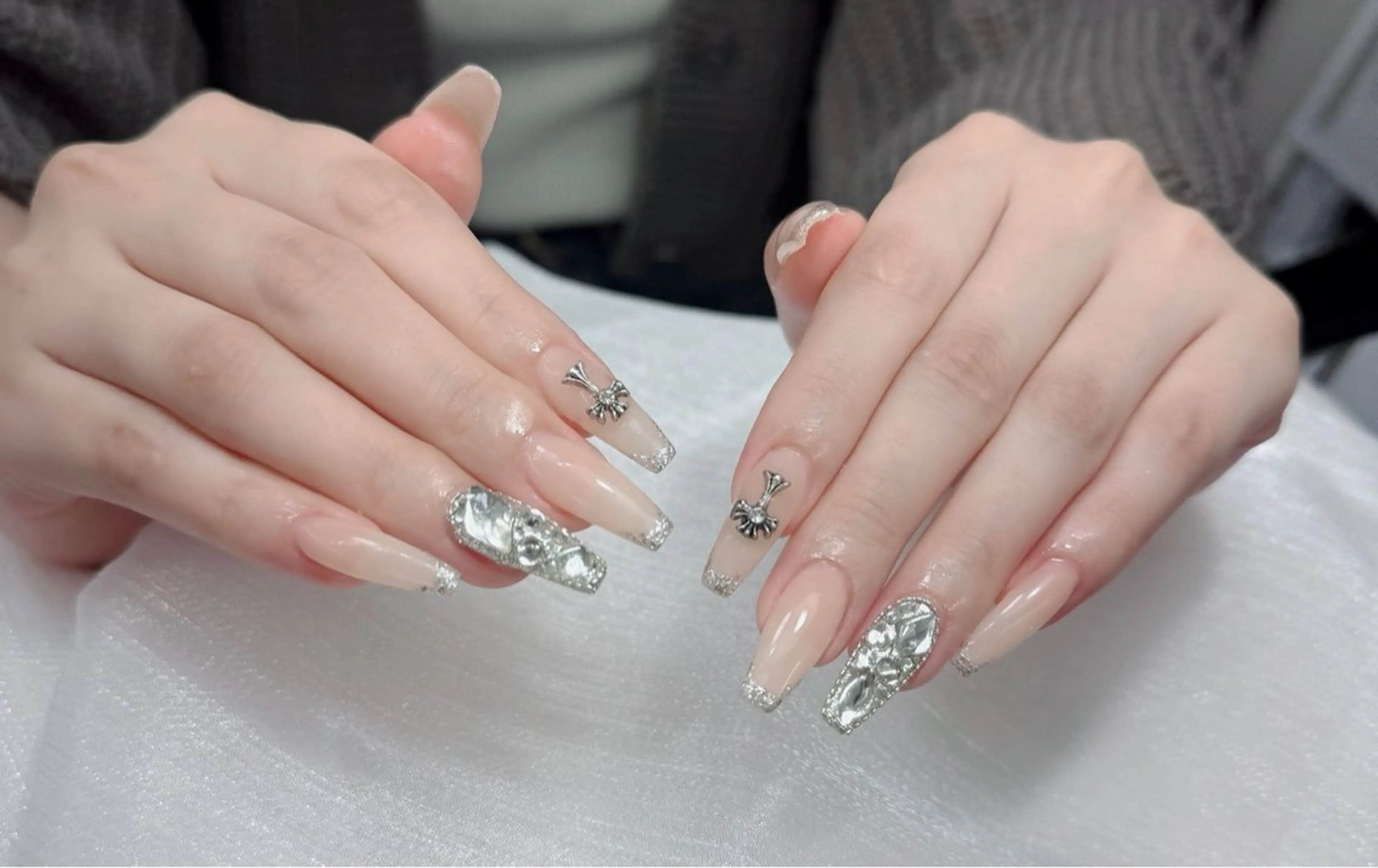 ネイル アートネイル フレンチネイル ジェルネイル 韓国ネイル マグネットネイル Lenie Nail Salonのネイルデザイン