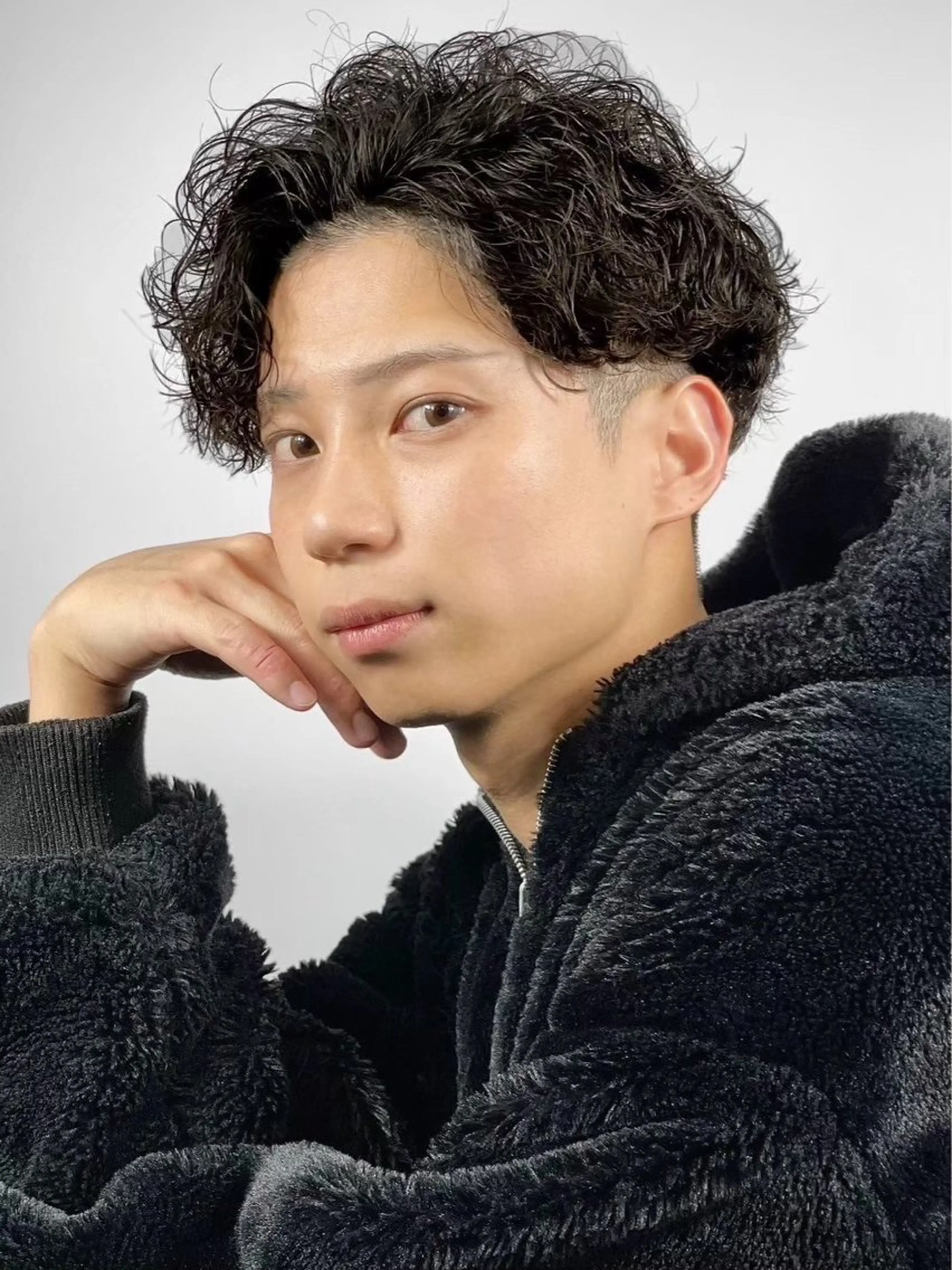 ミディアム カット パーマ プレミアムバーバー新宿店所属・⚡️メンズ特化⚡️ 倉林 隼大のヘアスタイル