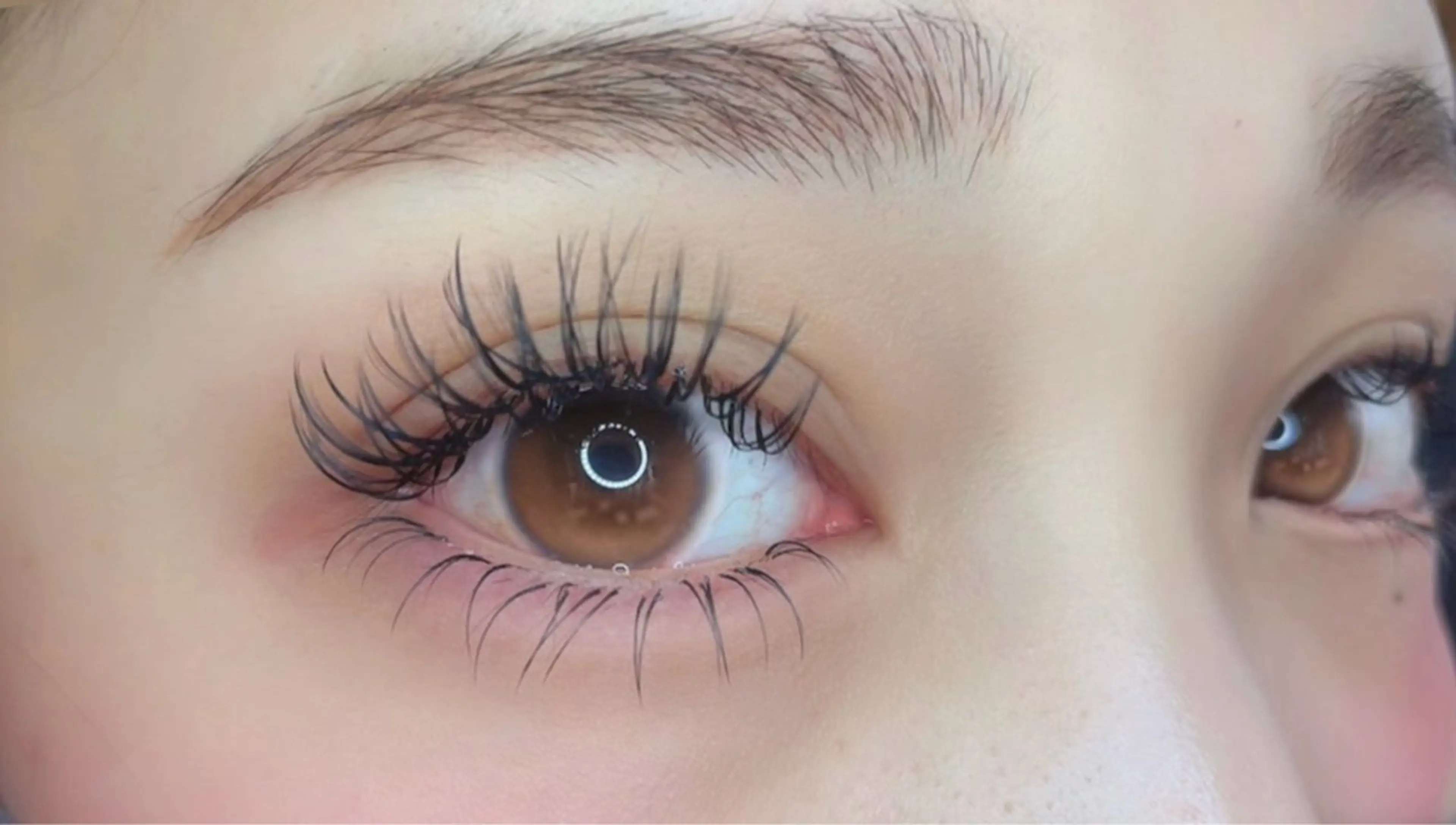 マツエク・マツパ ワンホンマツエク マツエク SESUNNY セサ二ー　SAYAのマツエク・マツパデザイン