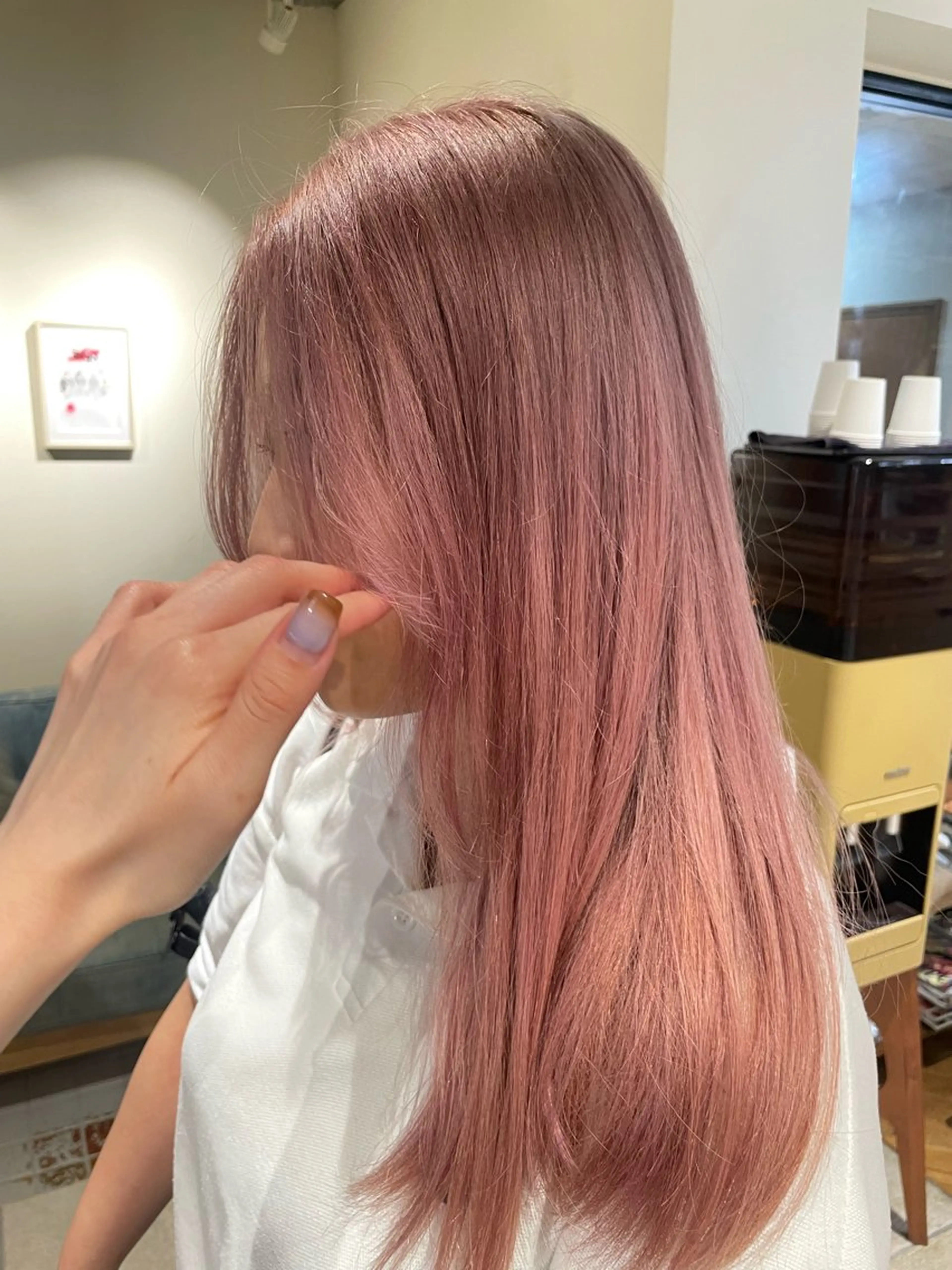 ロング カラー ベージュカラー ブリーチ ピンクカラー ピンクベージュ トリートメント ボブ／髪質改善／ 銀座／CHIEのヘアスタイル