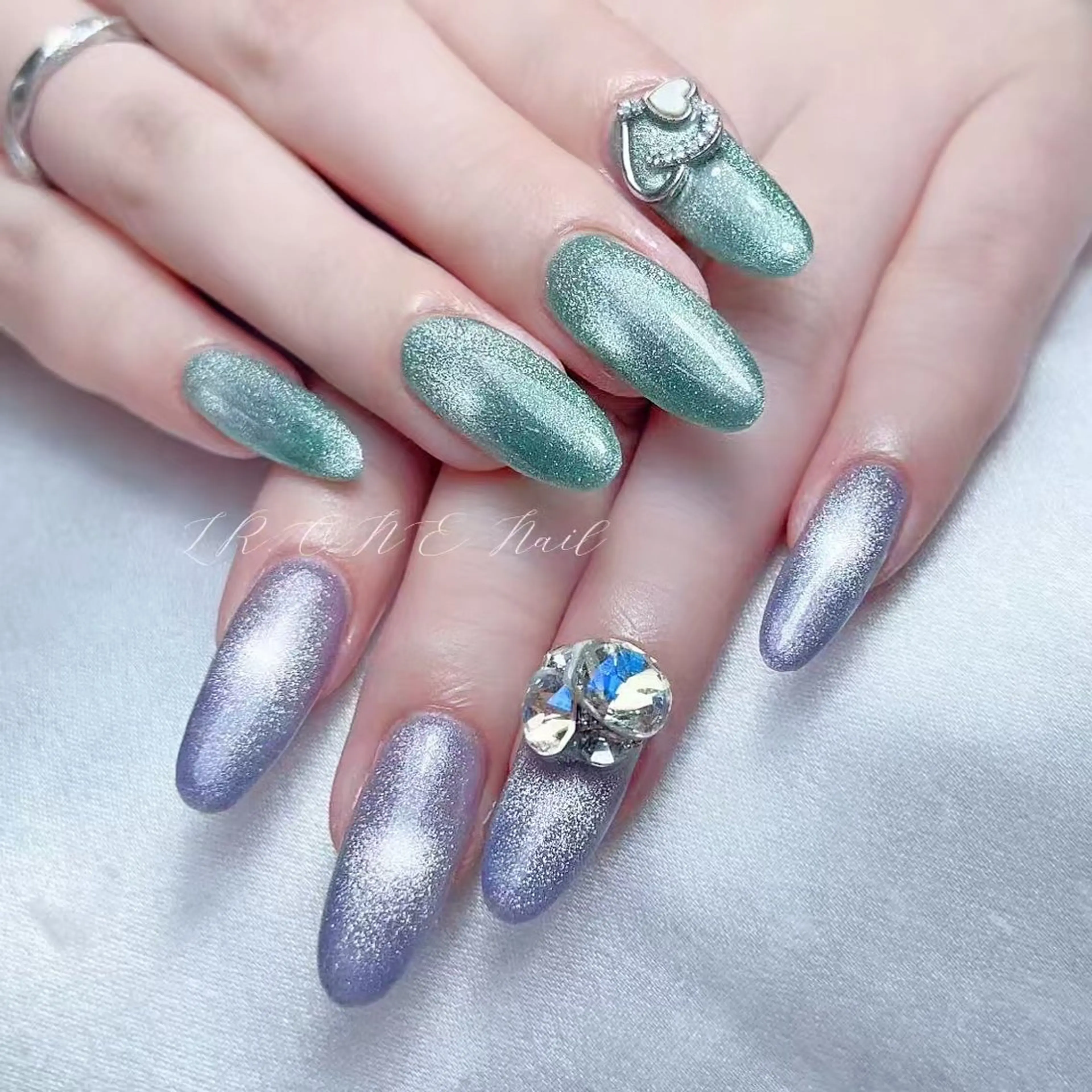 ネイル LR.ONE ヨウのネイルデザイン