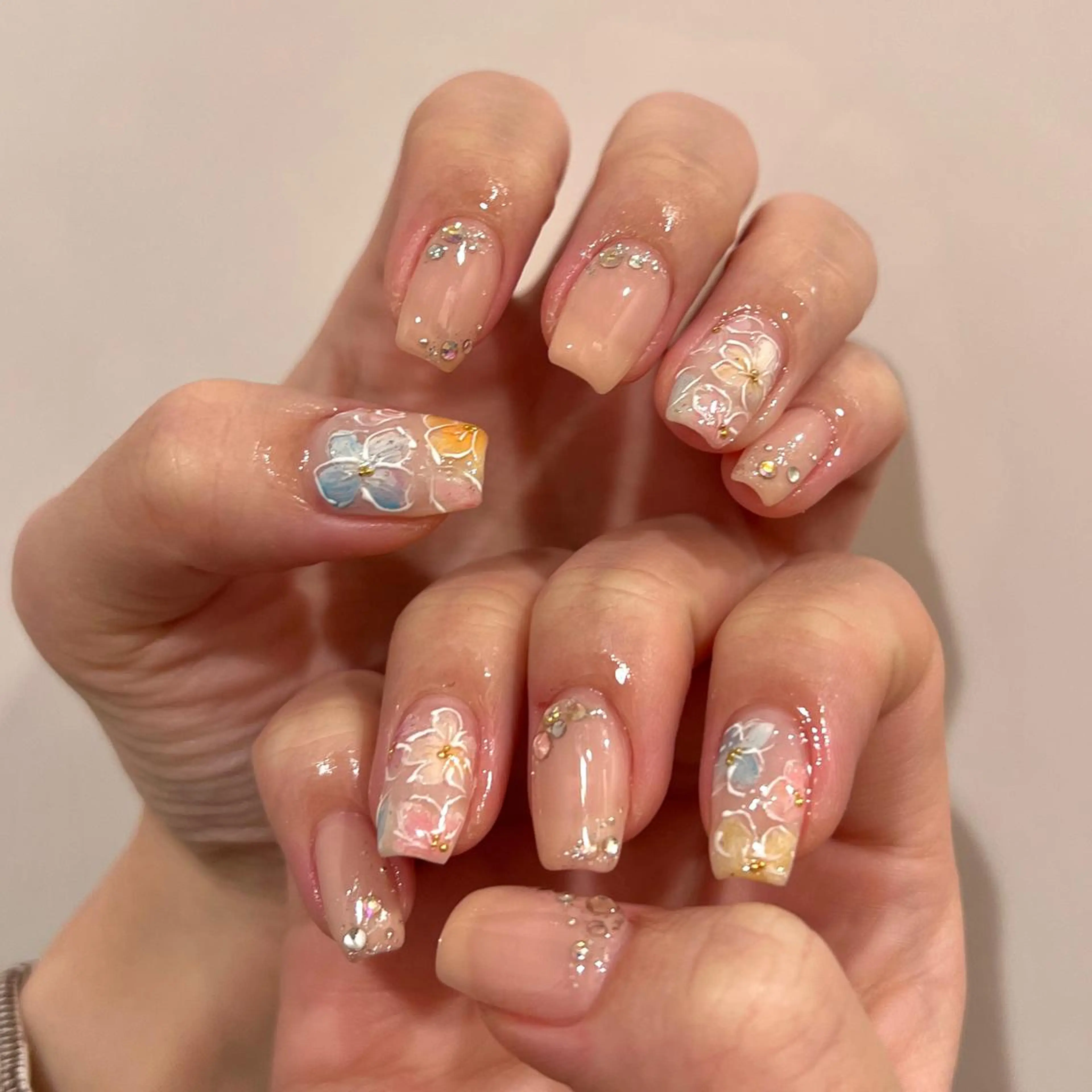 ネイル 黒葛原 めぐみのネイルデザイン