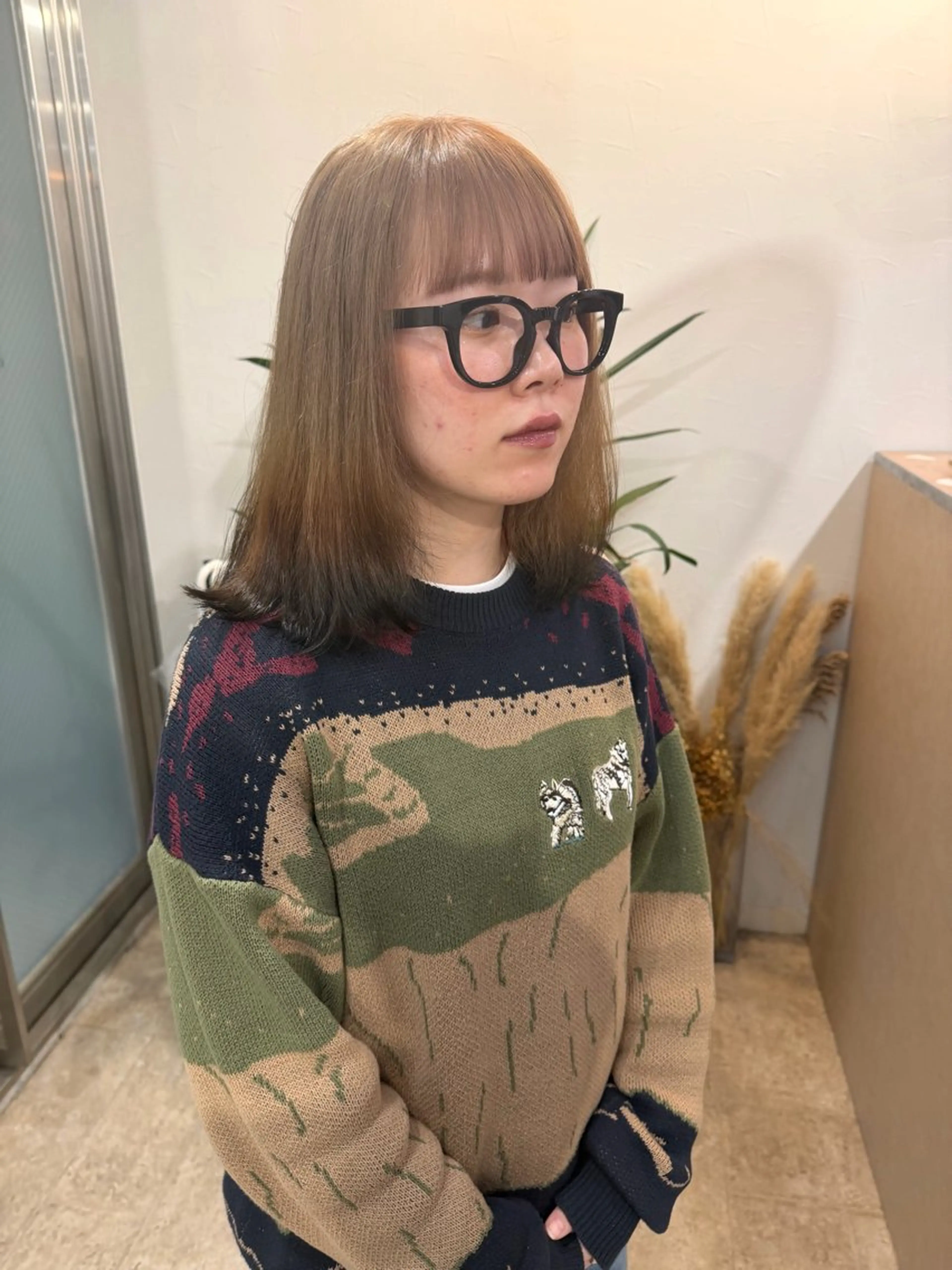 セミロング カラー 黒髪 グラデーションカラー ヘアカラー lani hair salon所属・SHOTO ハイトー ン/デザインカラーのヘアスタイル