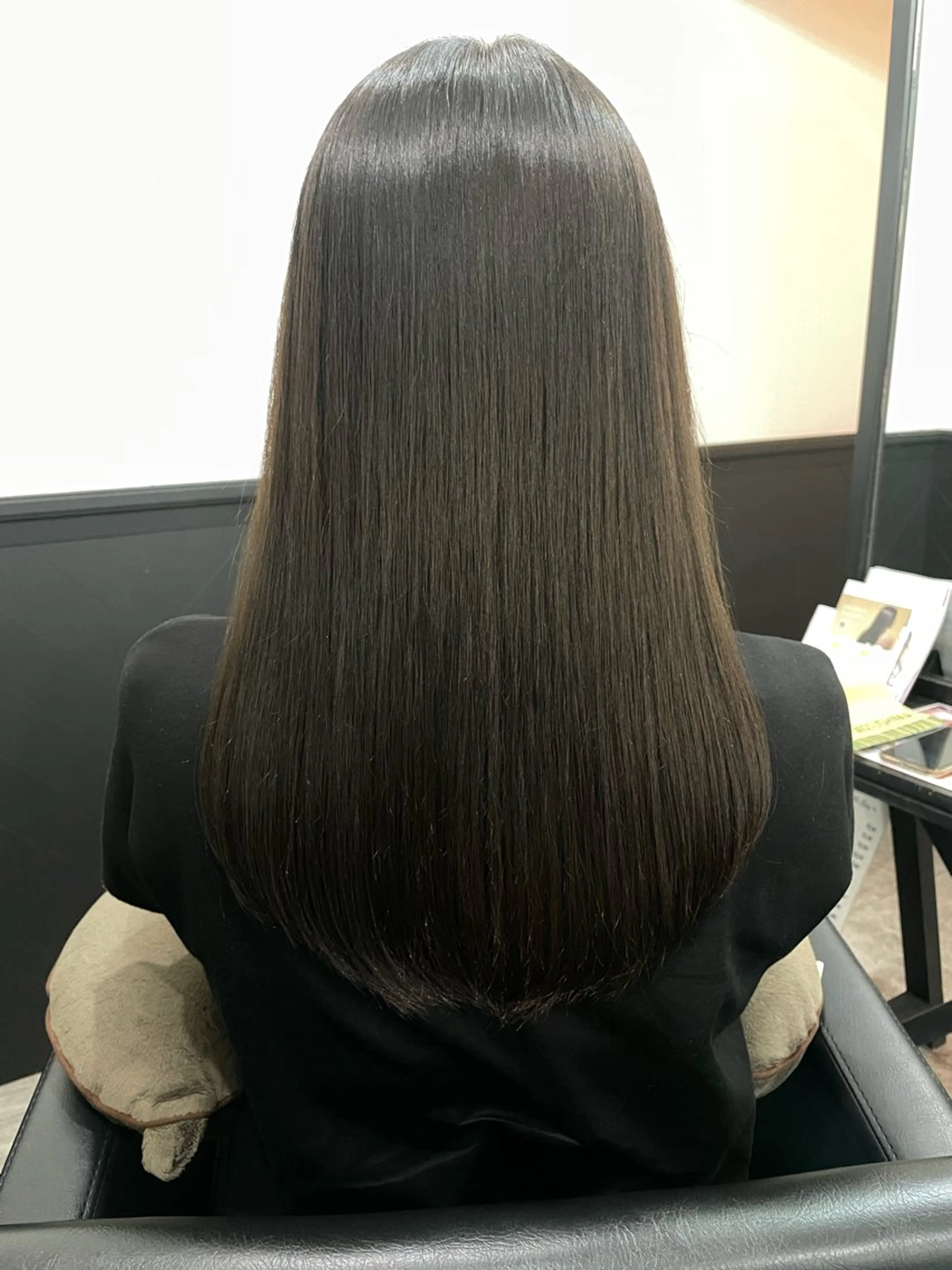 セミロング 髪質改善【due hair】砂川 翔のヘアスタイル