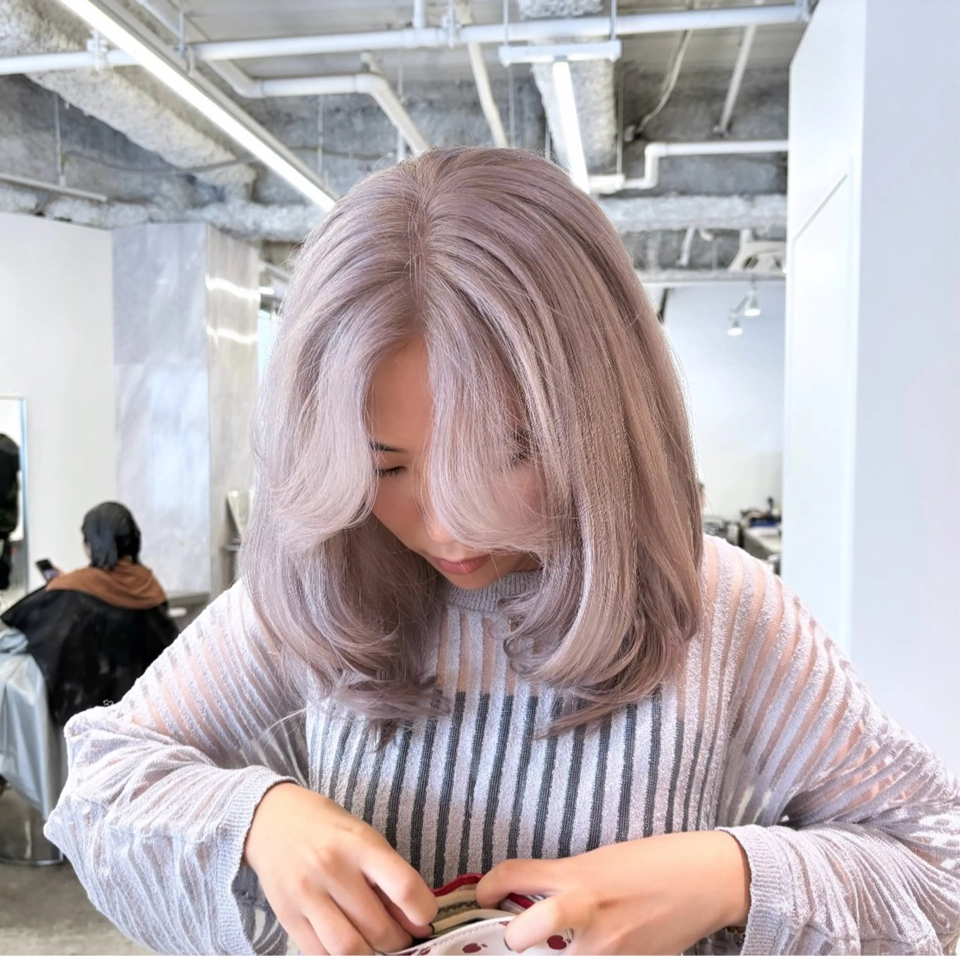 ミディアム karin💋海外 レイヤーカットのヘアスタイル