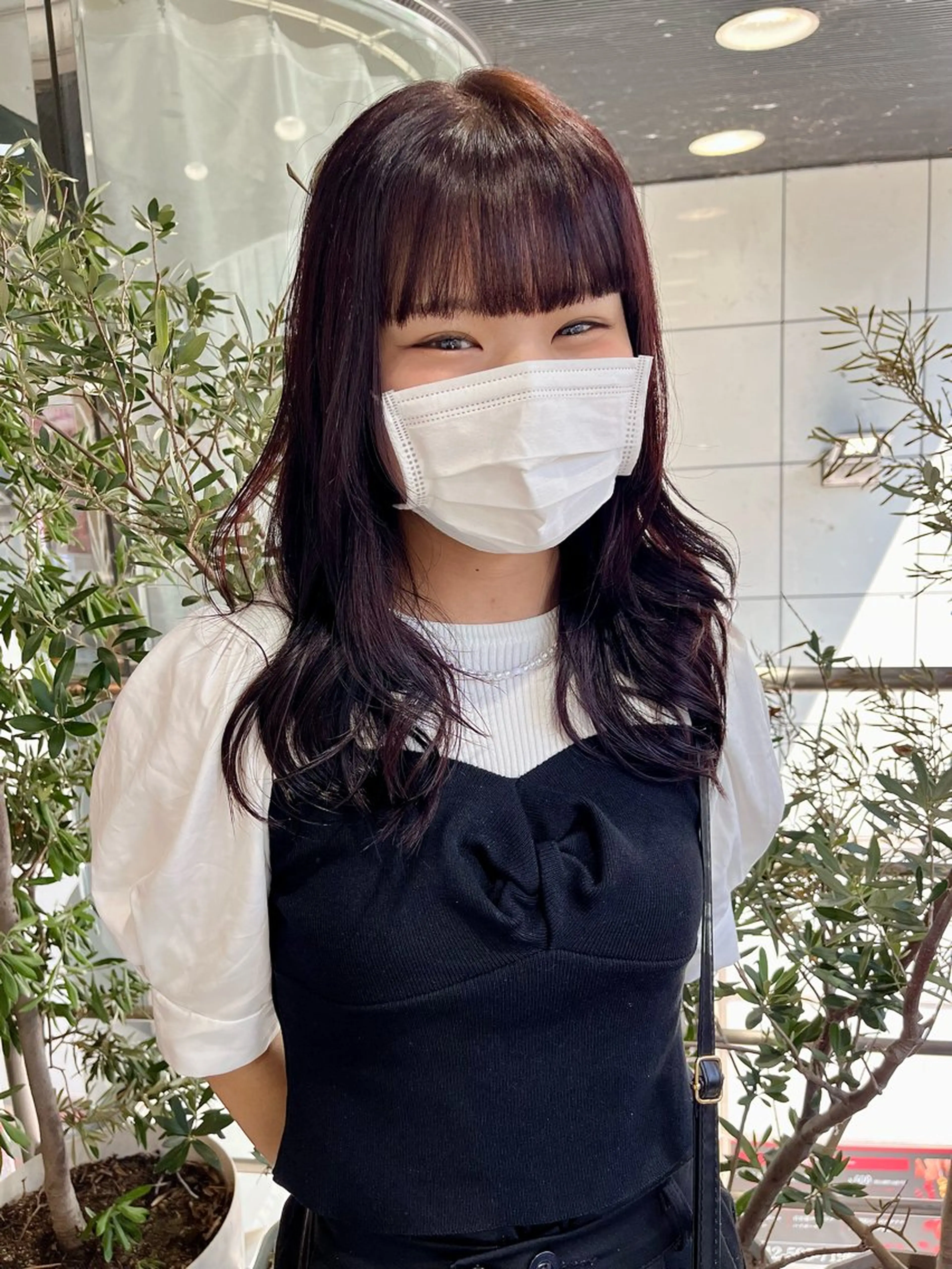 ロング カラー ベージュカラー 黒髪 ブリーチ ブルーカラー ブルーブラック 酸性ストレート 🤍🎀honokaのヘアスタイル