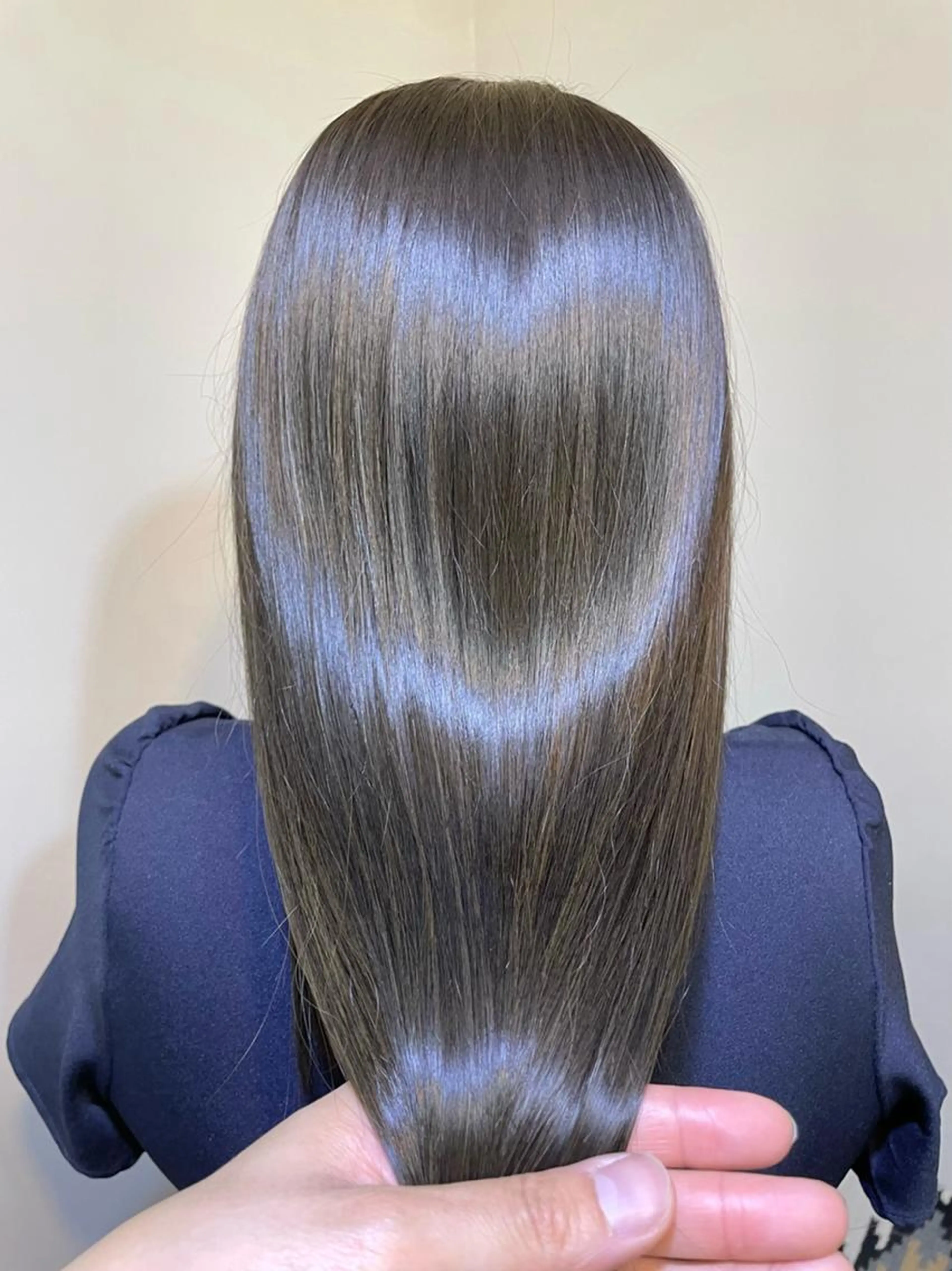 【自然な質感♪】✨艶髪縮毛矯正＋カット✨の写真