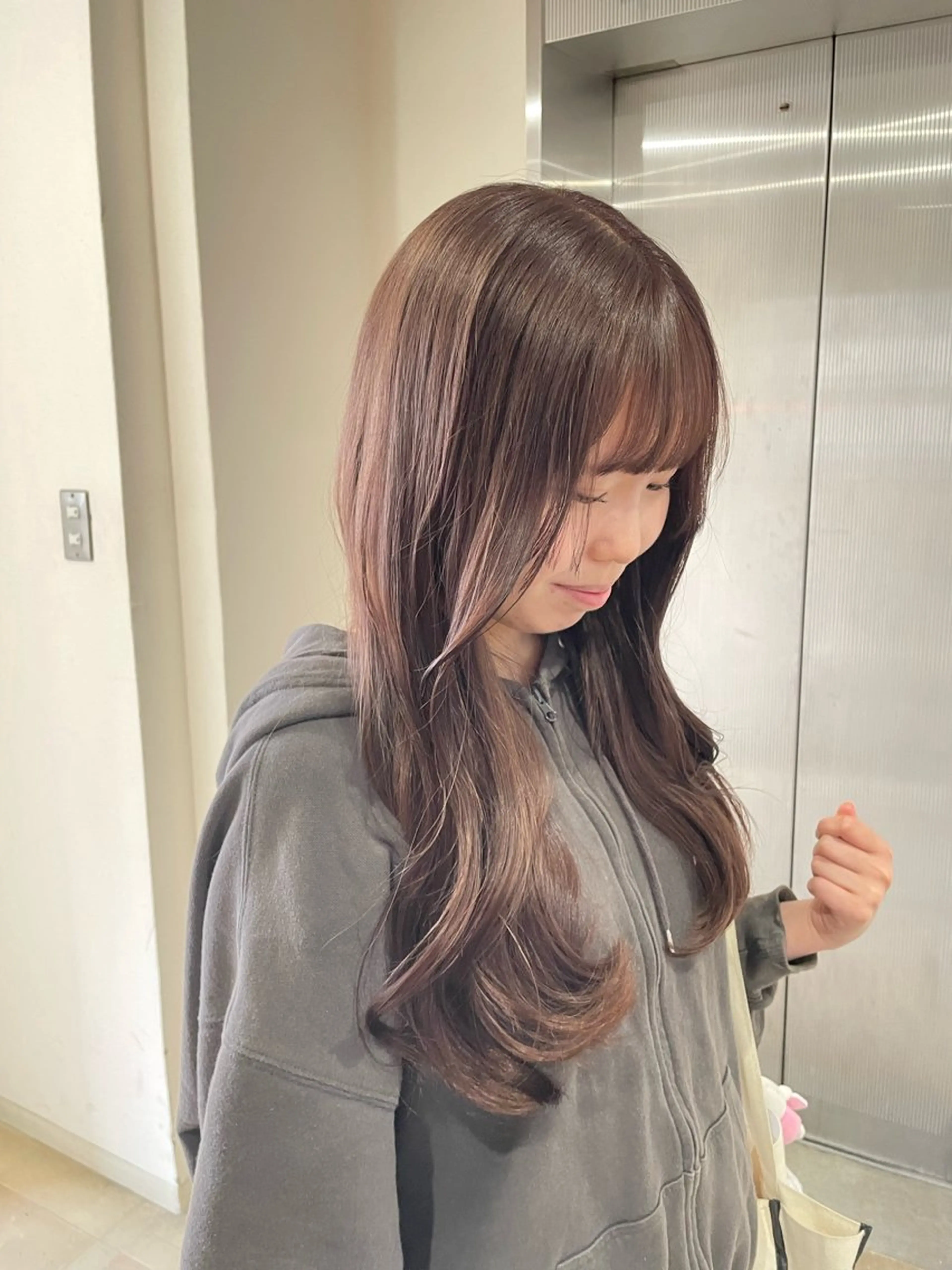 セミロング 透明感カラー/ レイヤー/REIKAのヘアスタイル