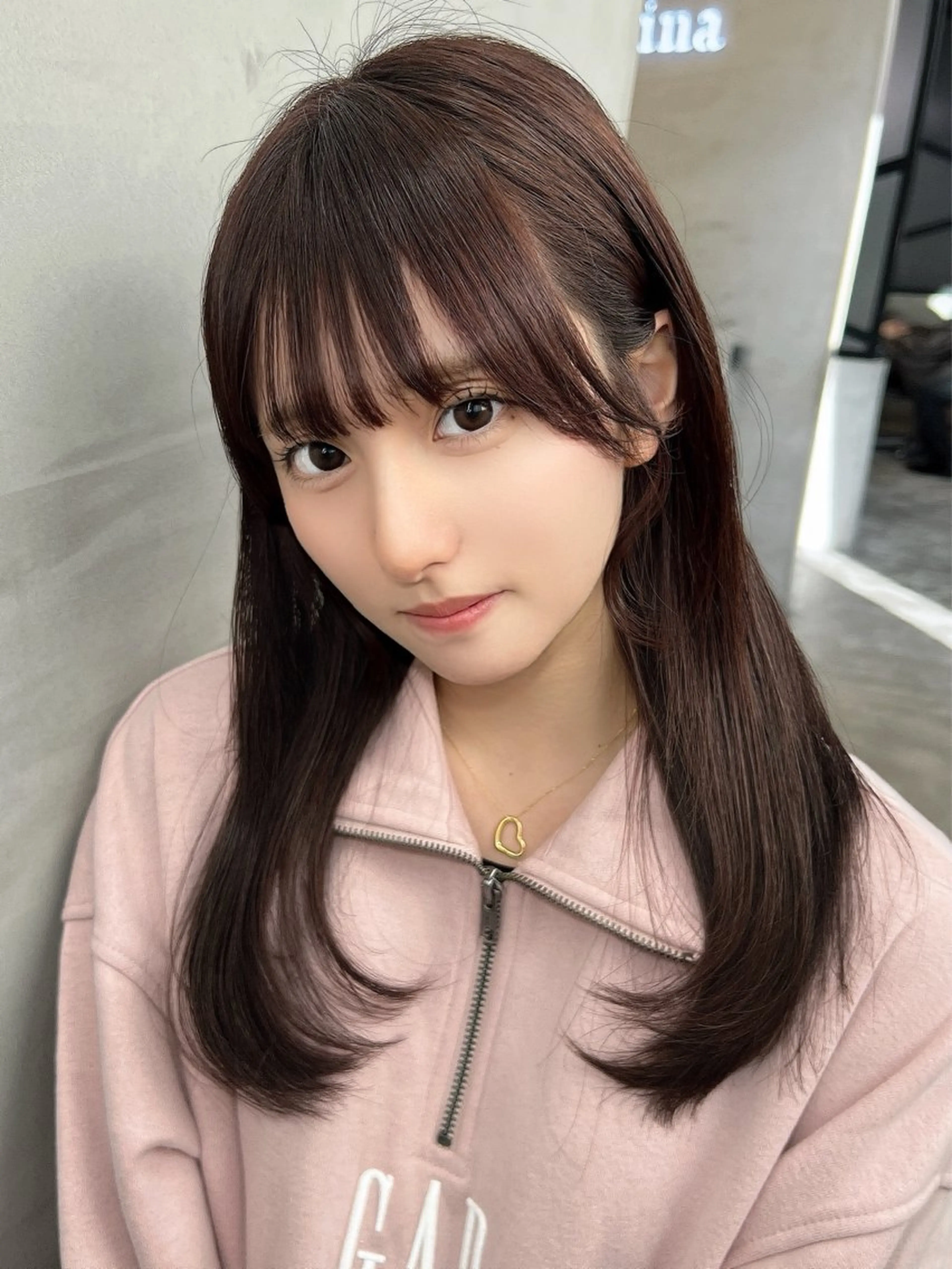 セミロング カラー ブラウンカラー ピンクカラー ピンクブラウン 顔まわりレイヤー レイヤーカット カット ヘアカラー トリートメント 艶髪/艶カラー/韓国 髪質改善/縮毛矯正のヘアスタイル