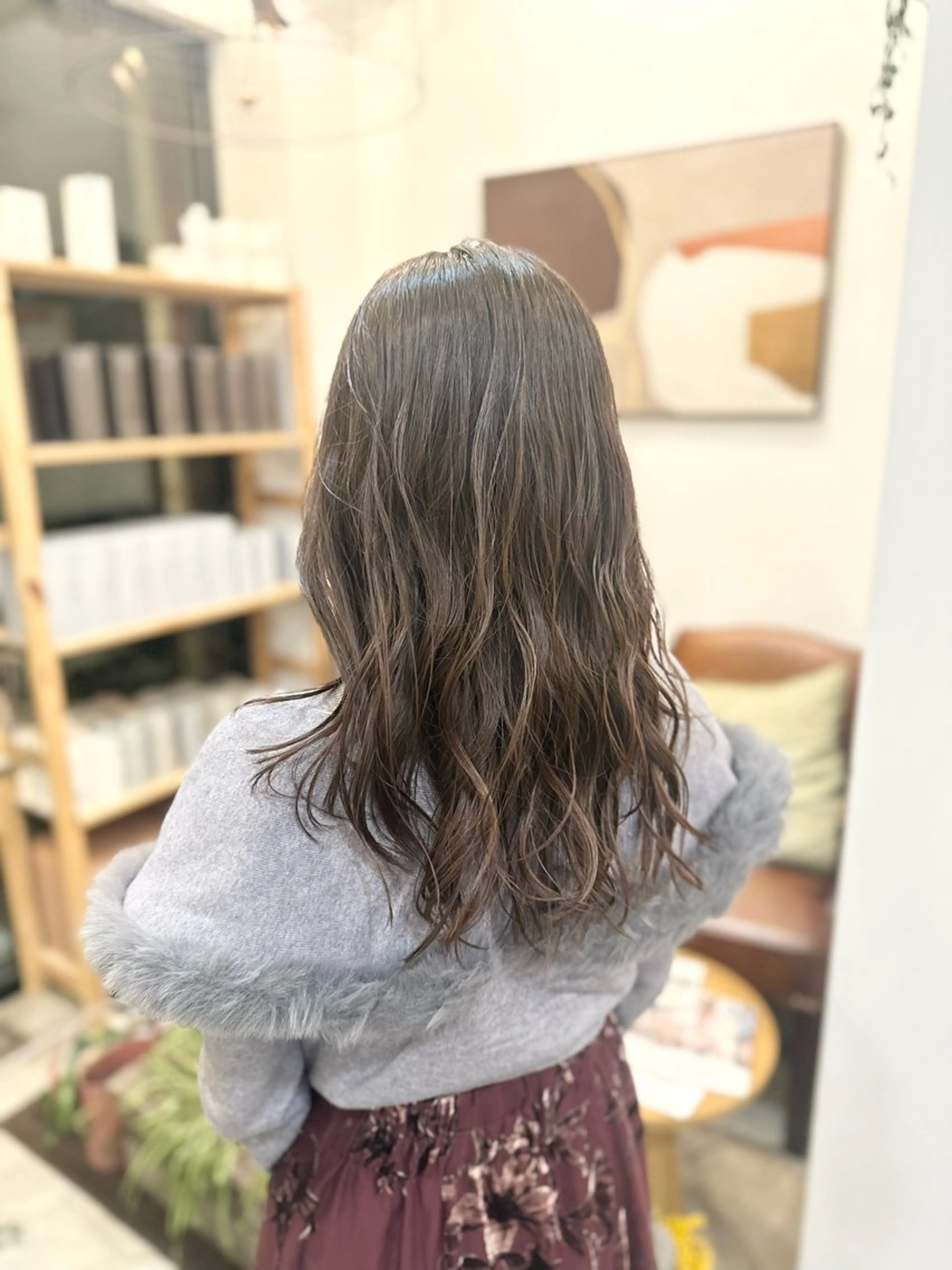 ロング カラー ヘアカラー トリートメント 村上 滉弥のヘアスタイル