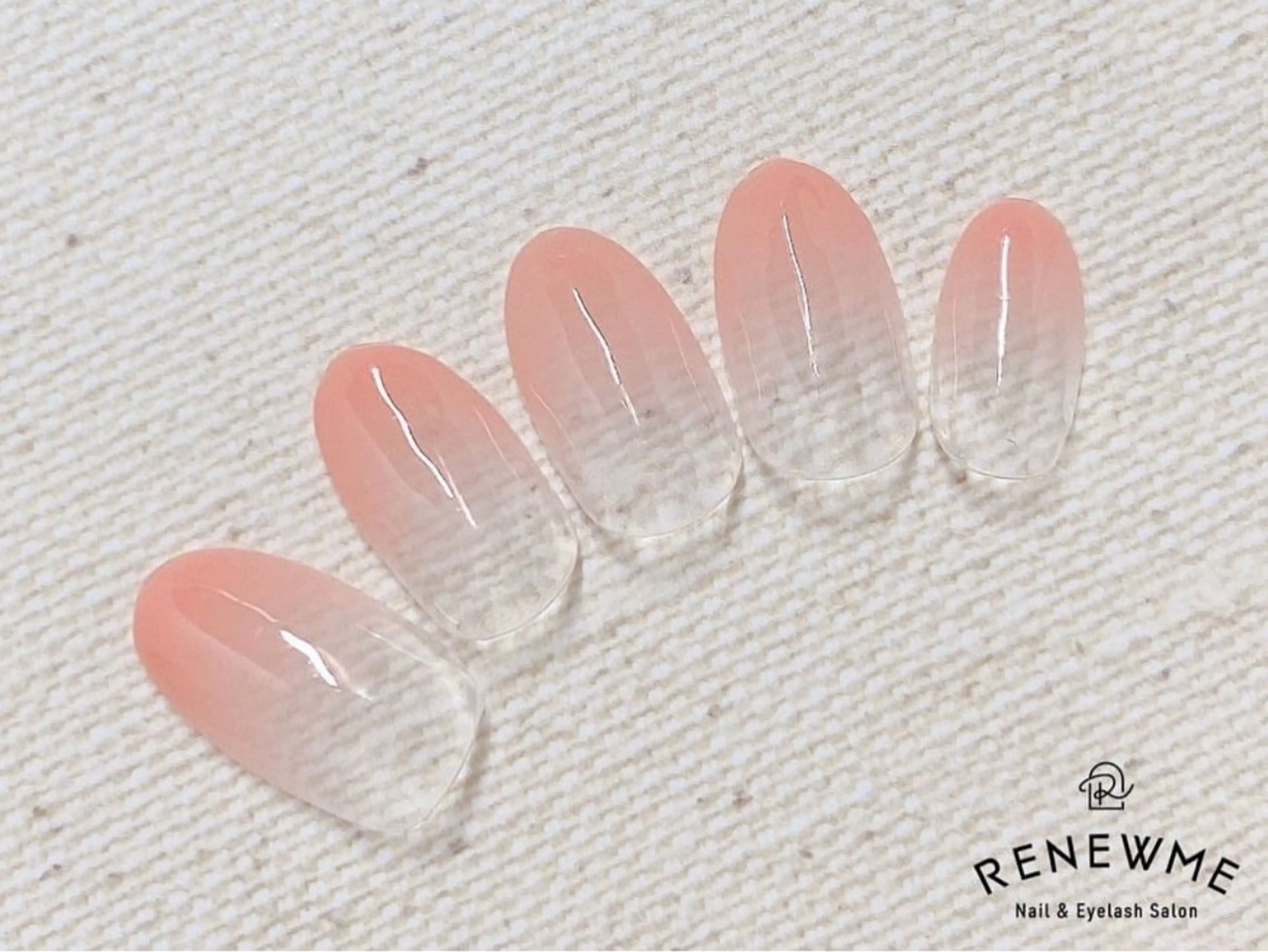 ネイル グラデーション RENEWME 中村のネイルデザイン