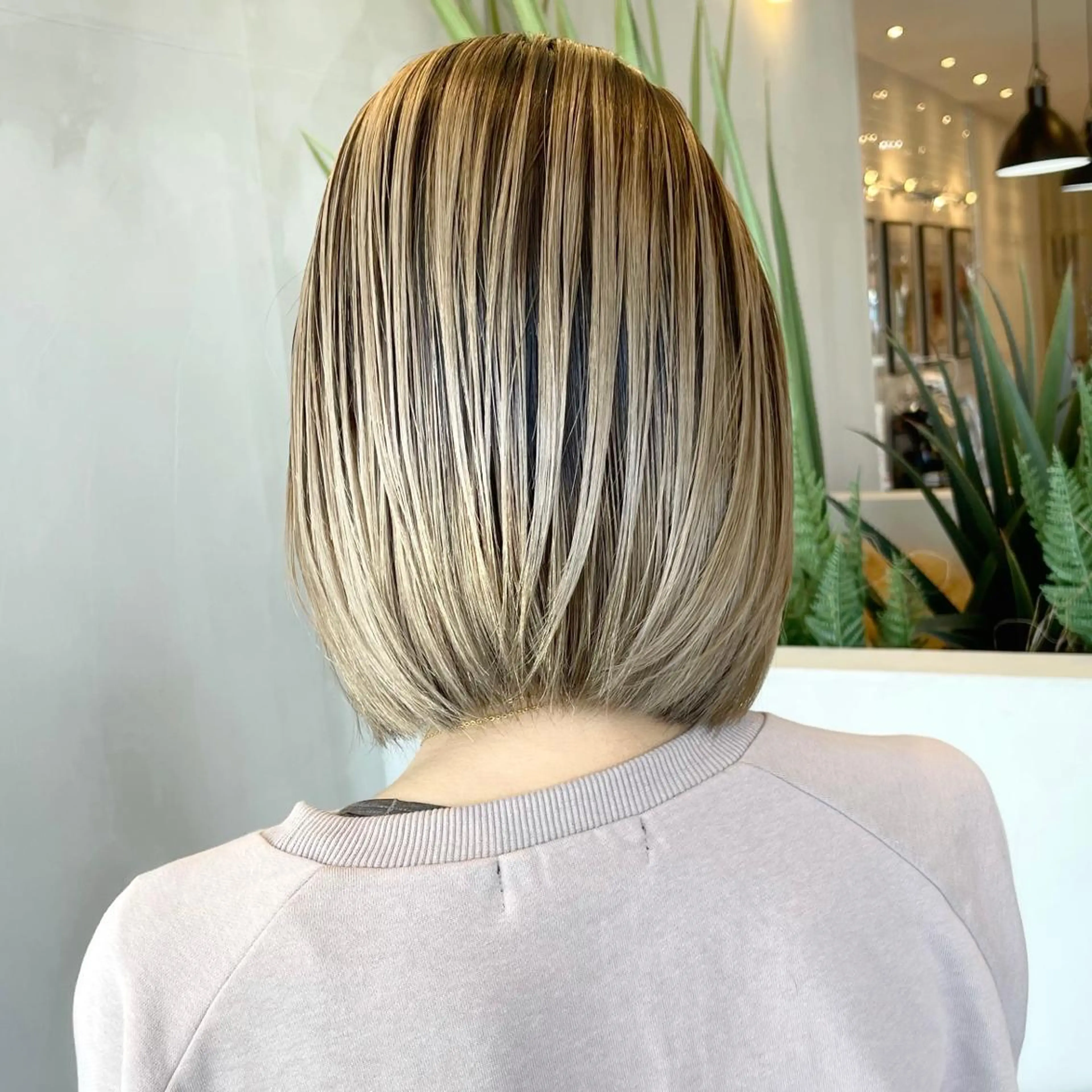 ショート カラー バレイヤージュ デザインカラー ハイライトカラー 外国人風カラー ハイライト カット ヘアカラー トリートメント アンドウ ユウ/ レイヤーカット/韓国のヘアスタイル