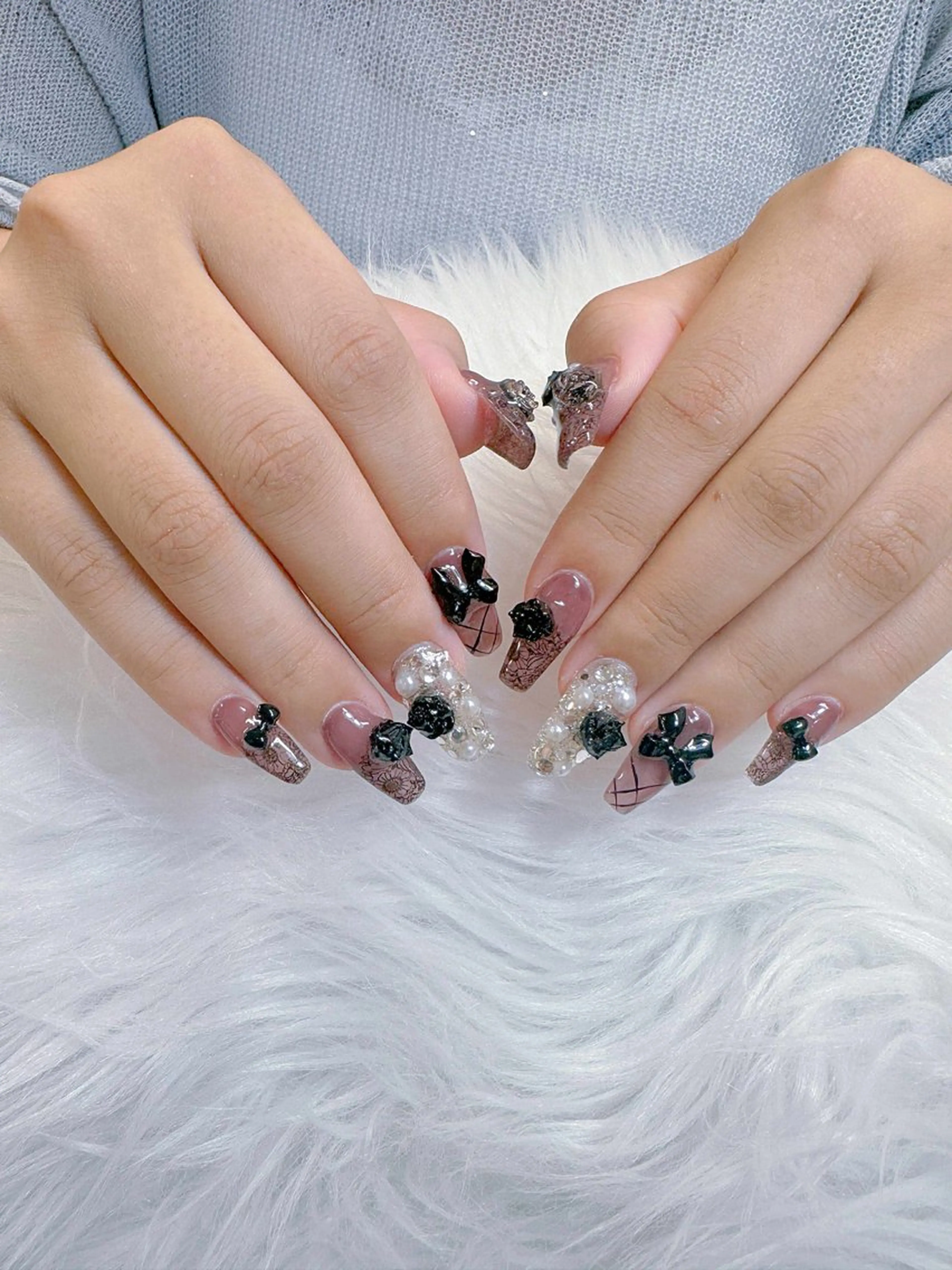 ネイル フレンチネイル ジェルネイル グラデーション 韓国ネイル マグネットネイル 綾瀬 はるのネイルデザイン