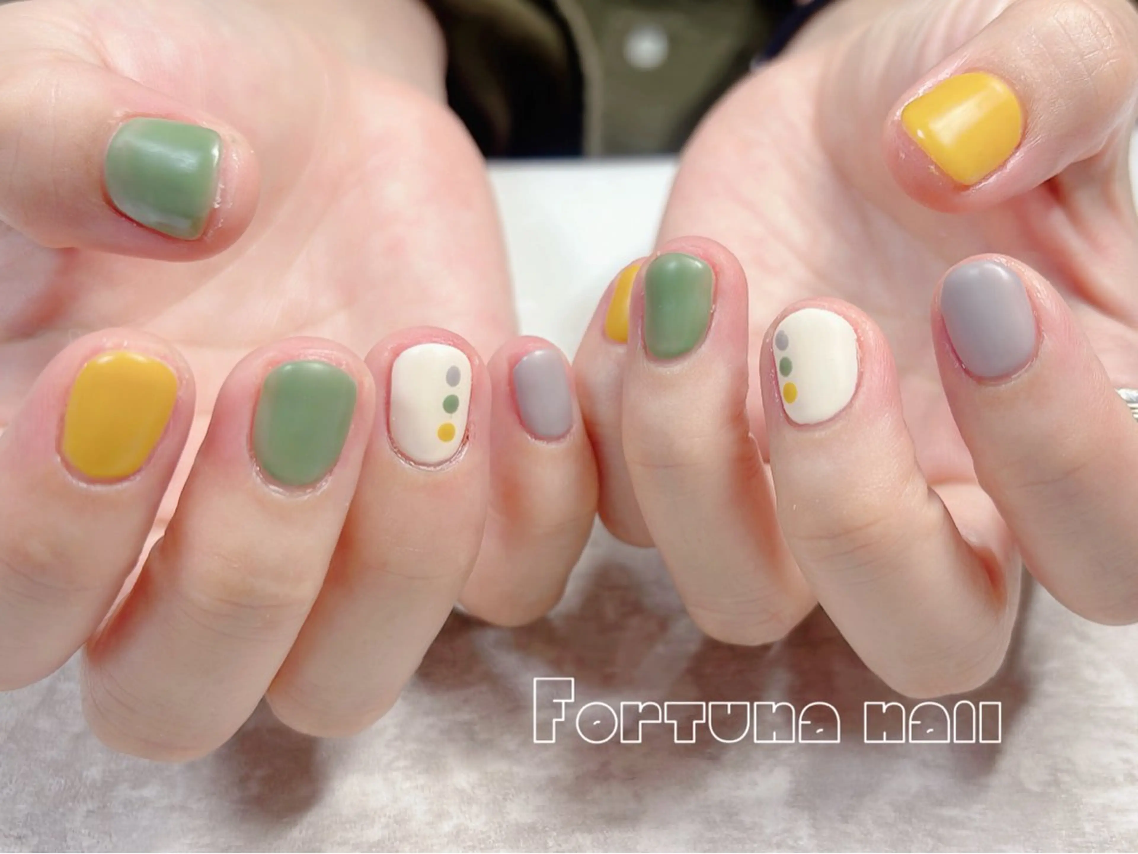ネイル ハンドネイル Nail •Head スパFortunaのネイルデザイン
