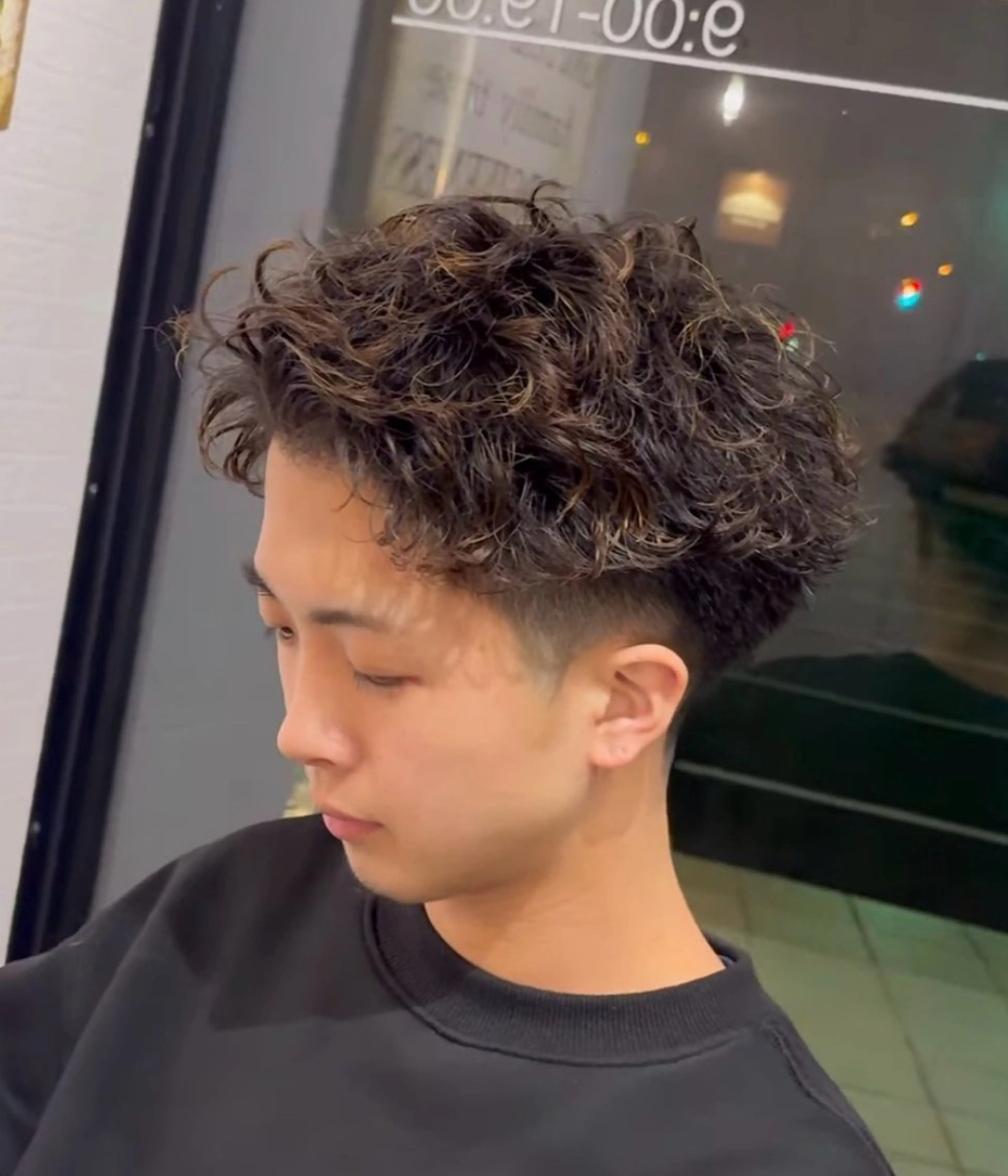 ショート パーマ メンズ メンズパーマ 藤原 幸大のヘアスタイル