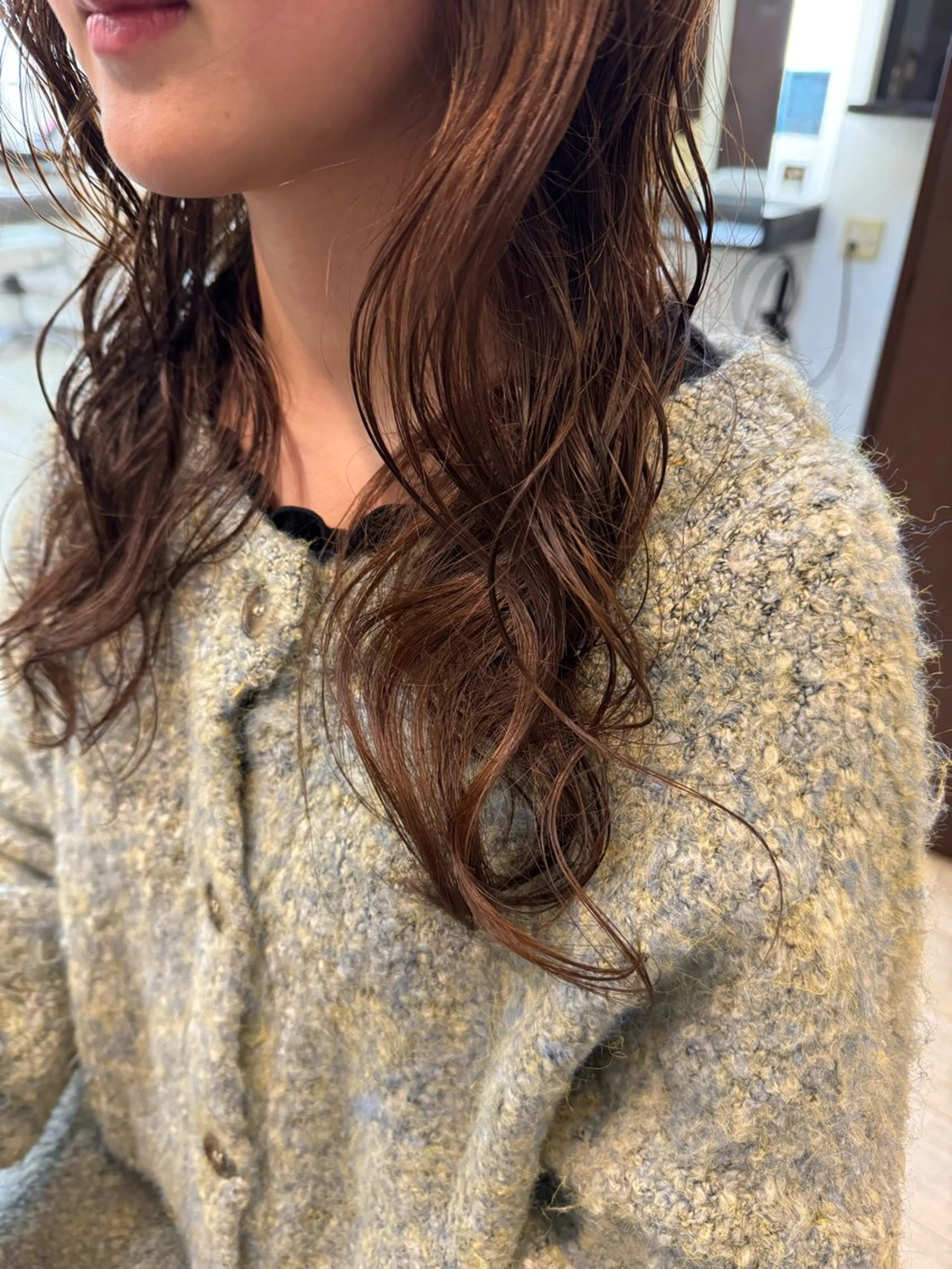 ロング パーマ ロング デジタルパーマ ともか/美髪透明感 カラー/顔周りカットのヘアスタイル