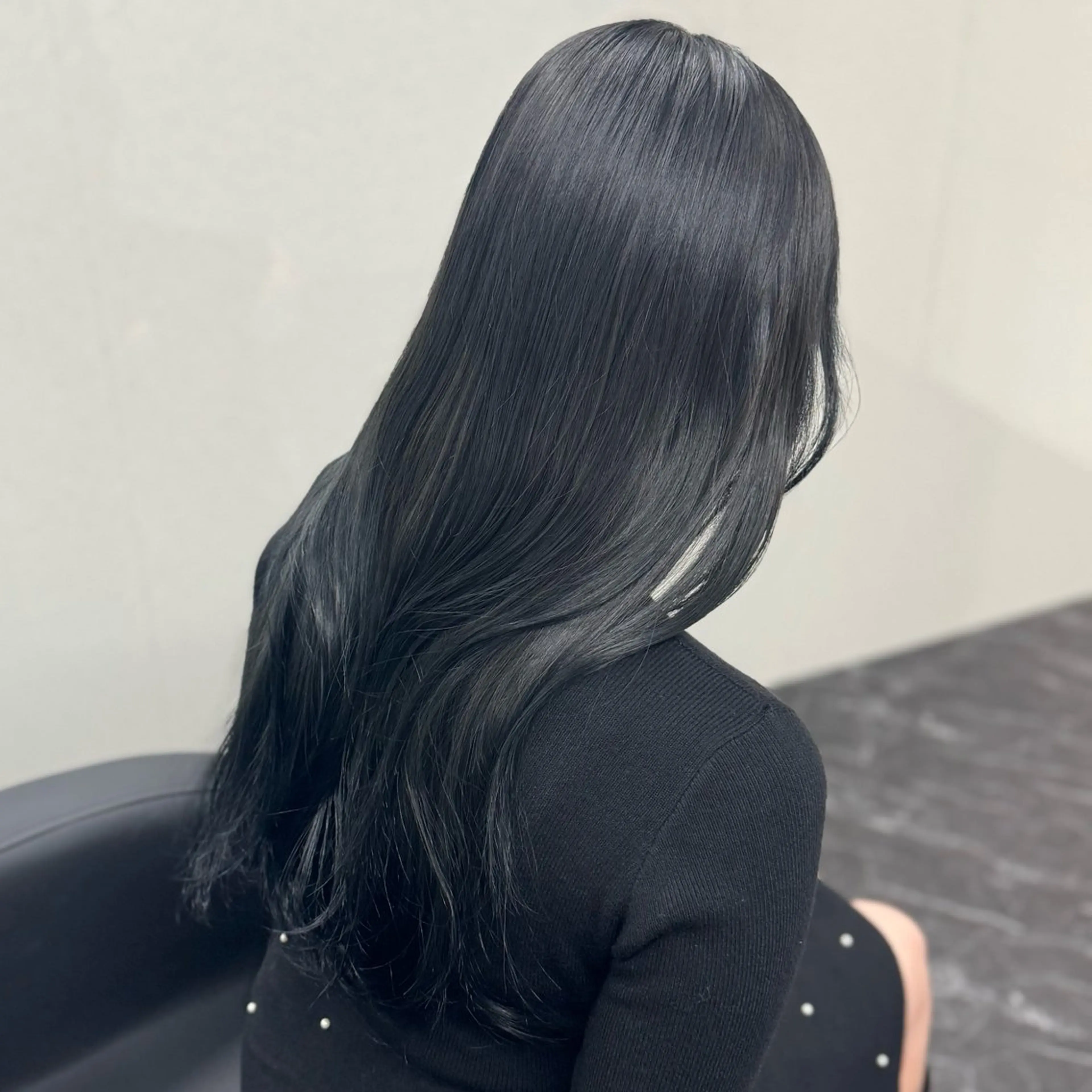 ロング カラー 黒髪 髪質改善 韓国風ヘア 縮毛矯正 トリートメント ヘアカラー トリートメント ヘアセット ブリーチなし Ⅰ 髪質改善カラーのヘアスタイル