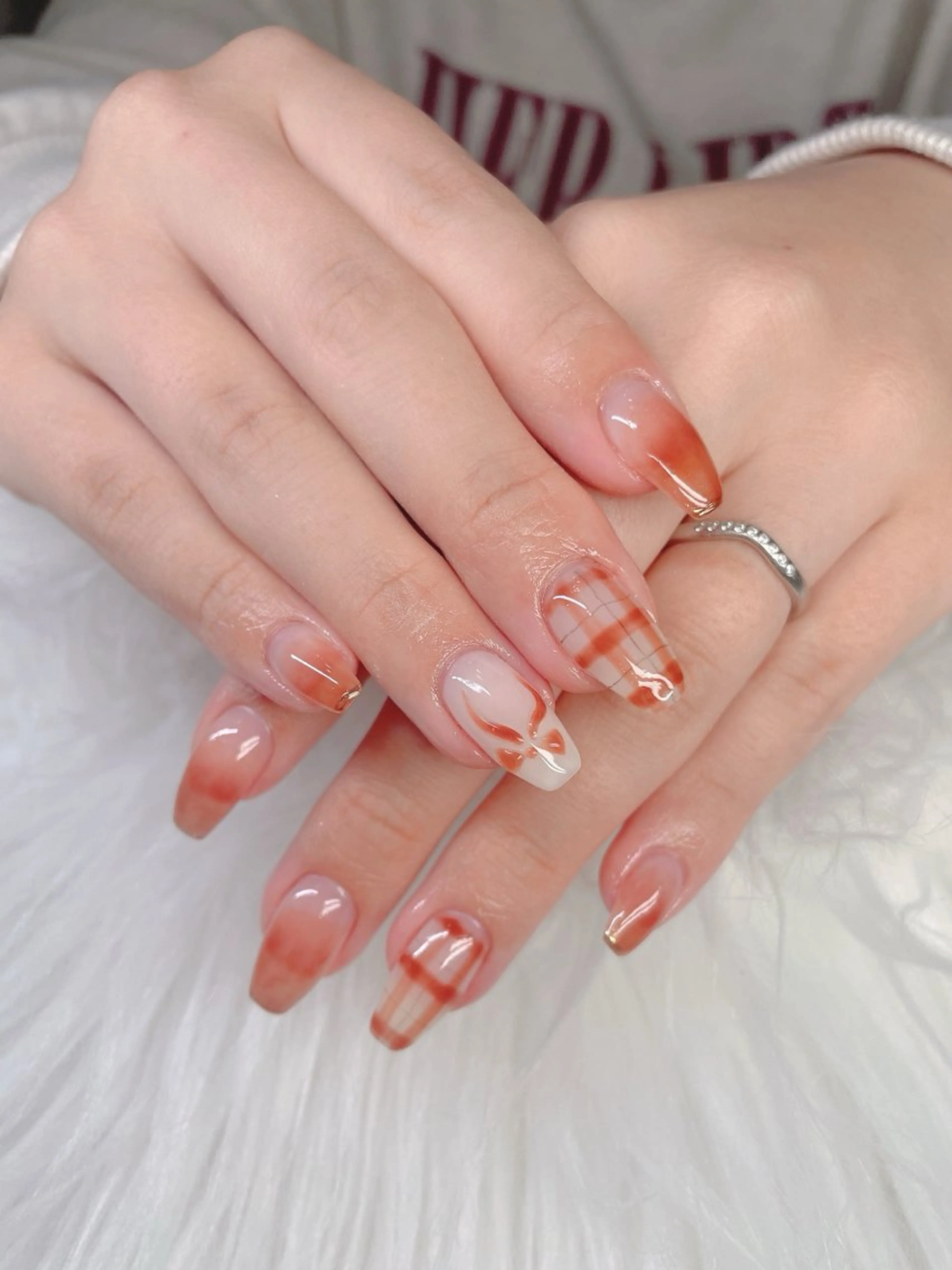 セミロング ハンドネイル WELINA nail salonのエステ・リラクイメージ