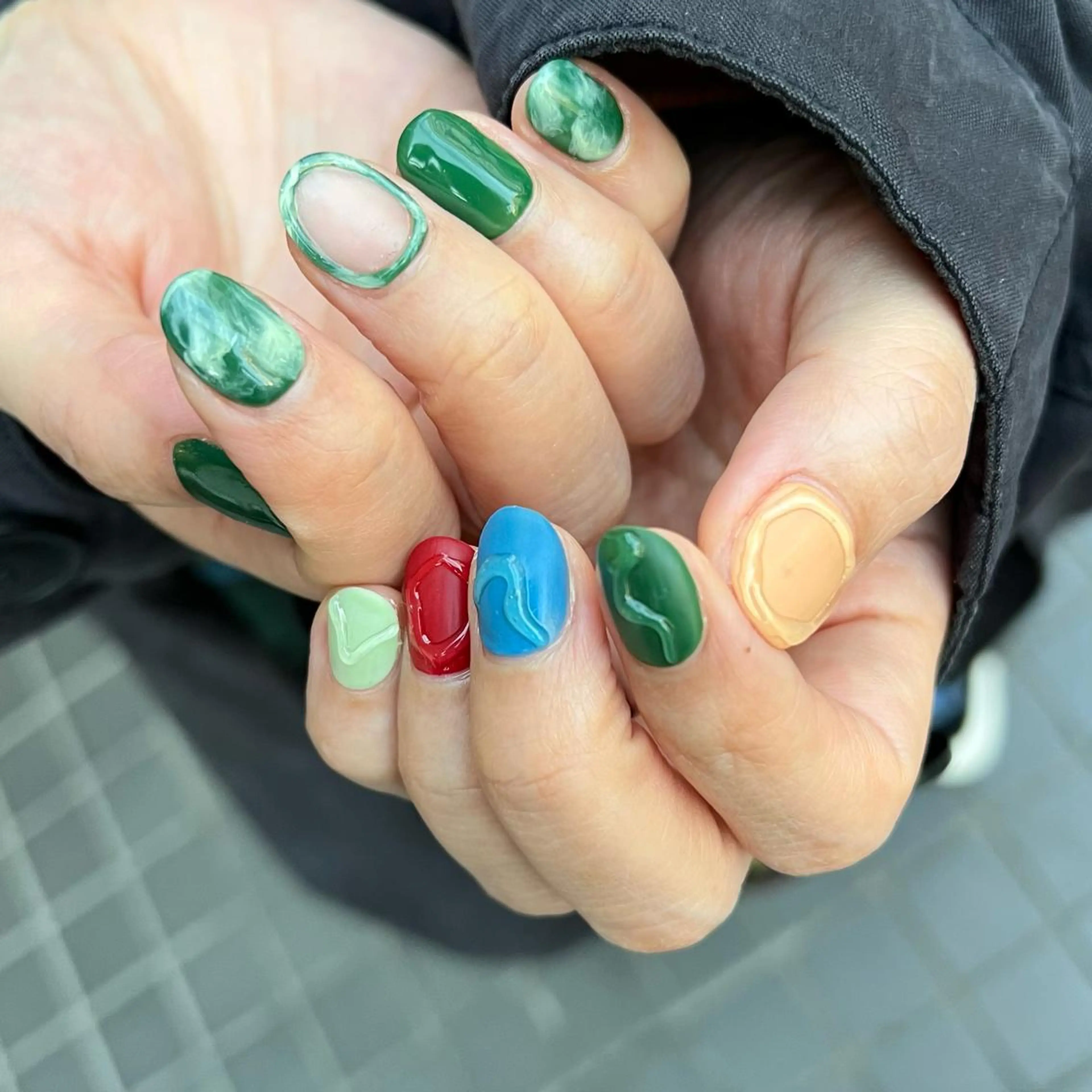 ネイル ハンドネイル 河野 弥月のネイルデザイン