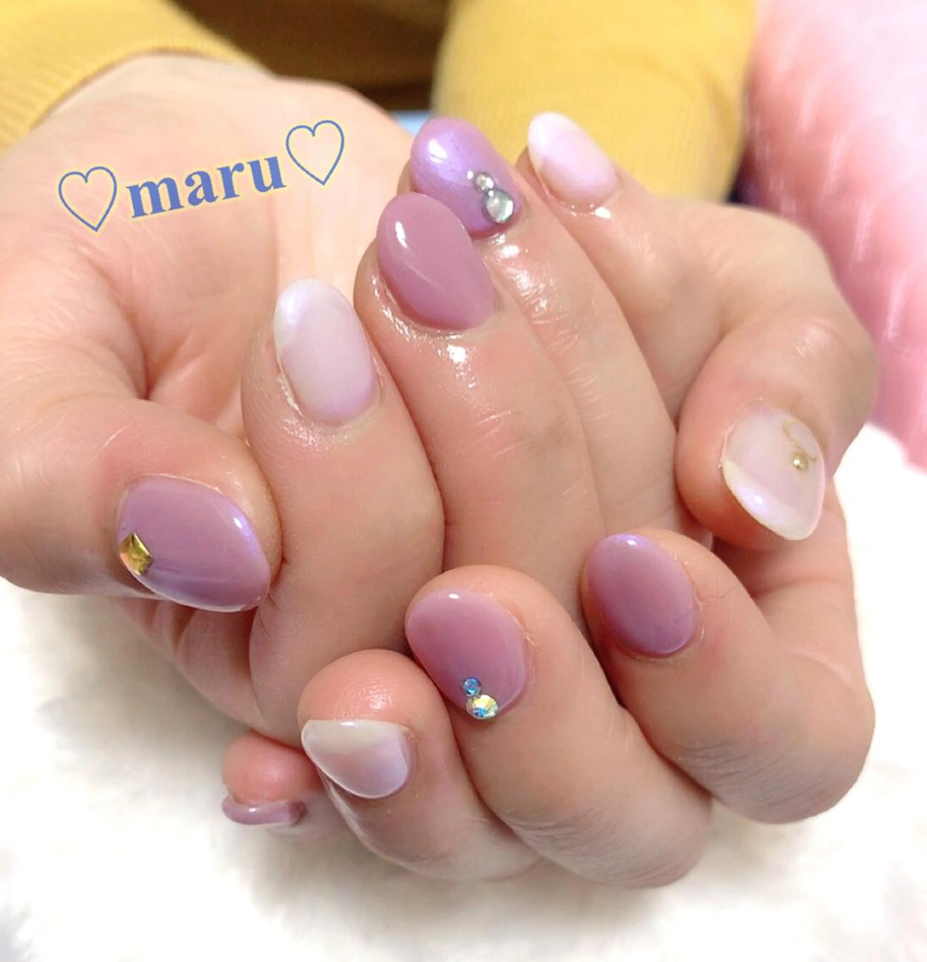 ネイル ハンドネイル フットネイル まるみ ♡のネイルデザイン