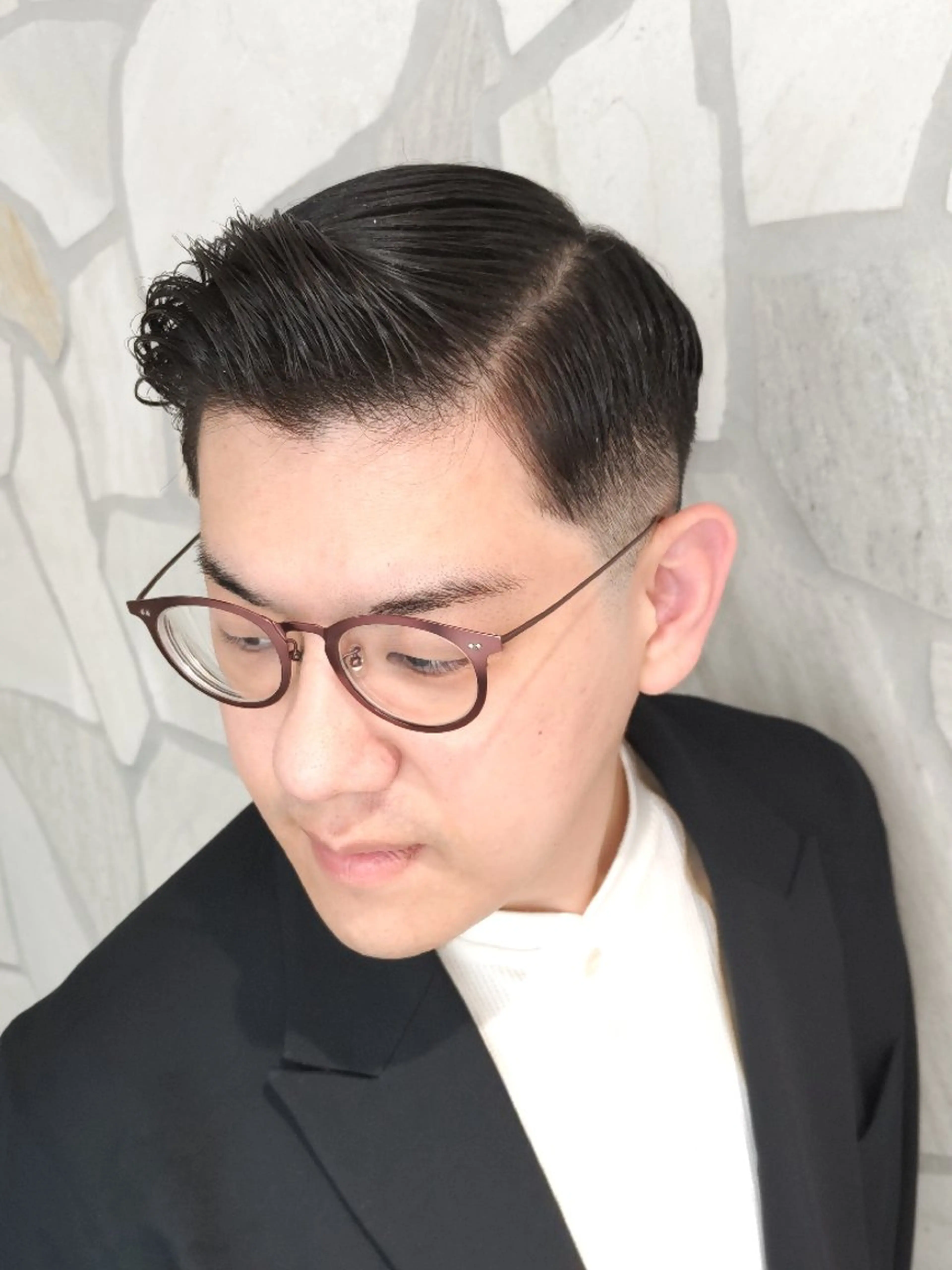 ショート メンズ ビジネス センターパート フェードカット メンズパーマ メンズツイストパーマ HAIR&GROOMING　YOSHIZAWA Inc. BANDAI所属・💈多賀 裕史💈のヘアスタイル