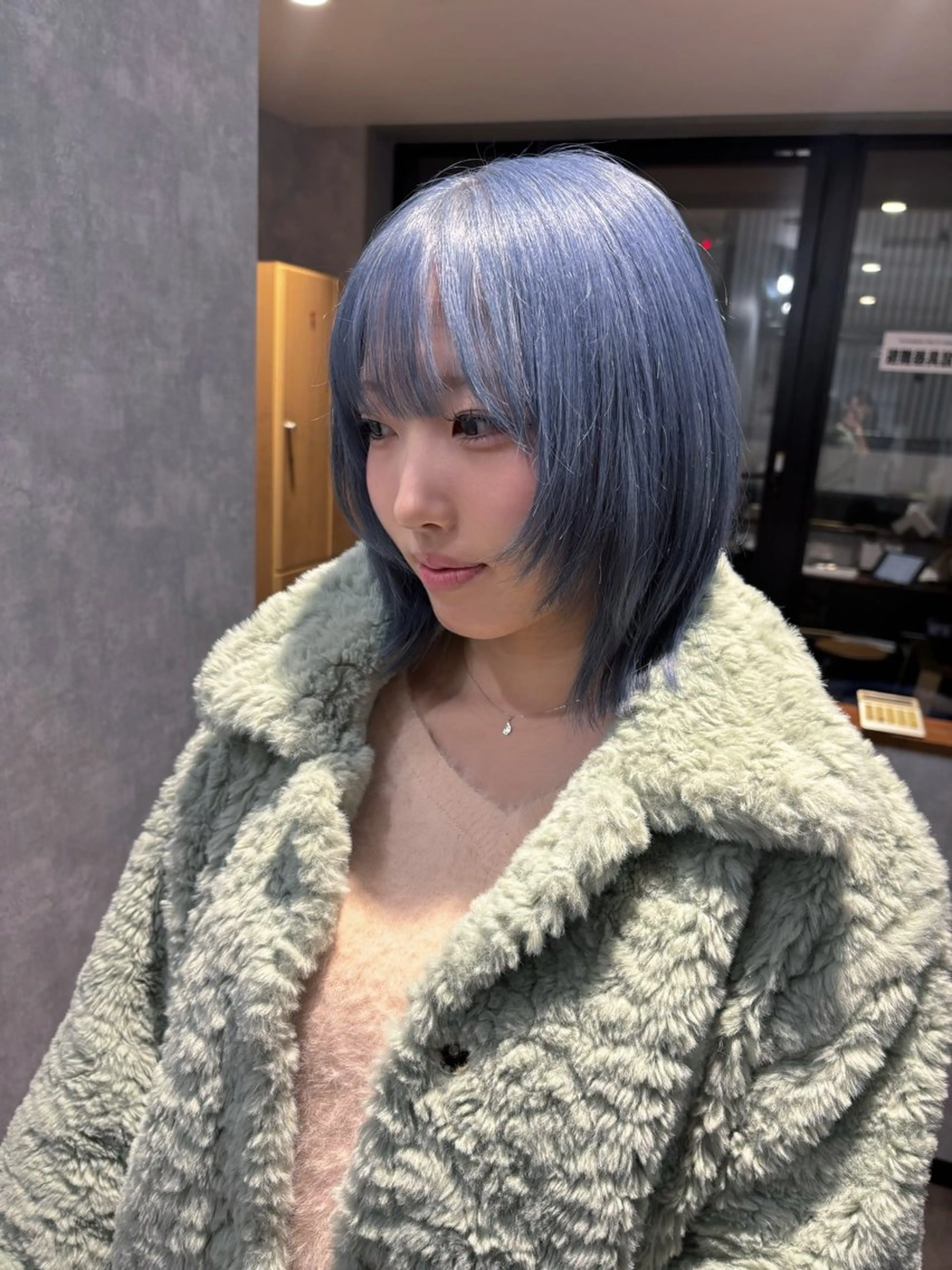 ショート カラー カット ヘアカラー トリートメント 🌐NATSUMI 🌐【寒色カラー】のヘアスタイル