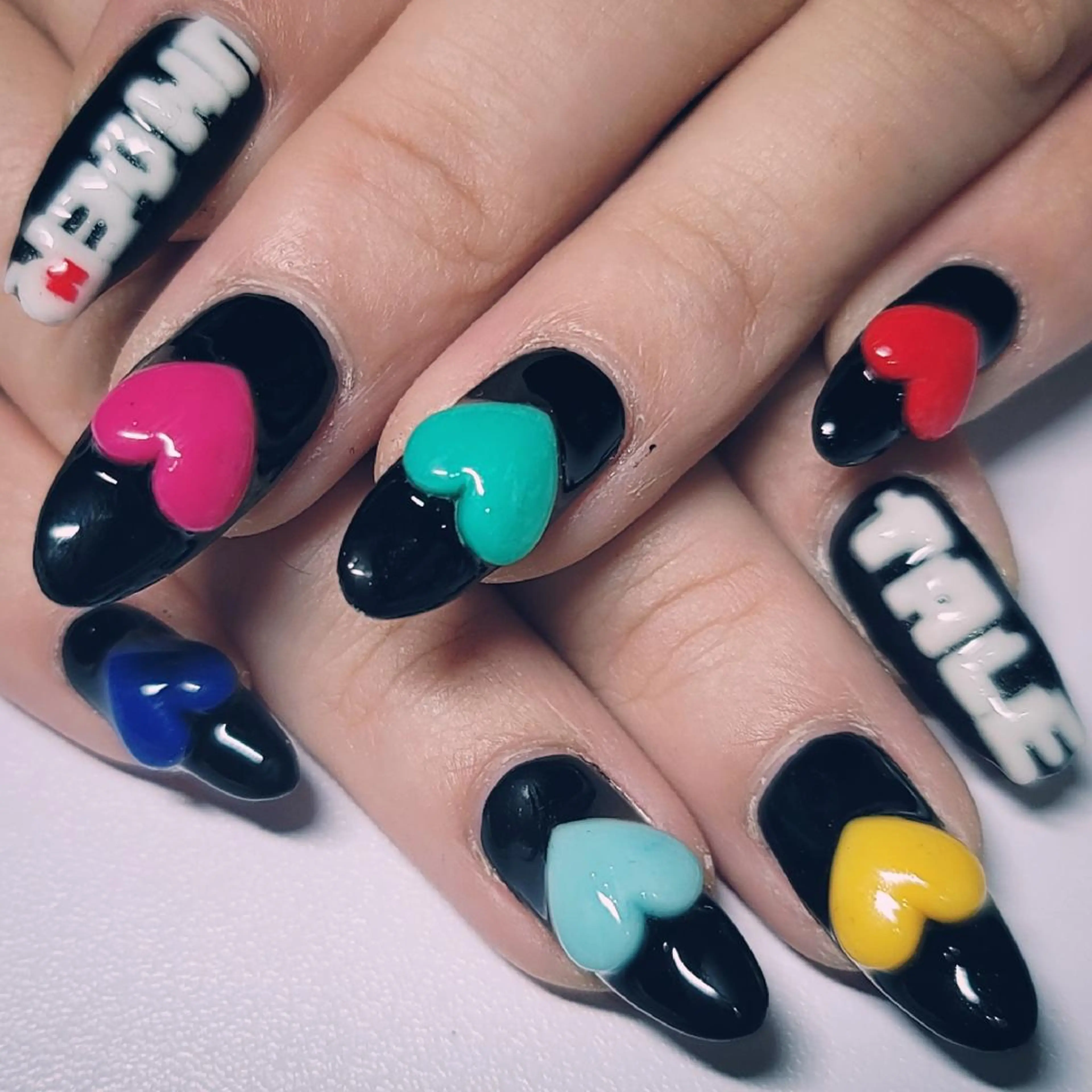 ネイル ドット ハート ワンカラーネイル ハンドネイル よしだ ひろきのネイルデザイン