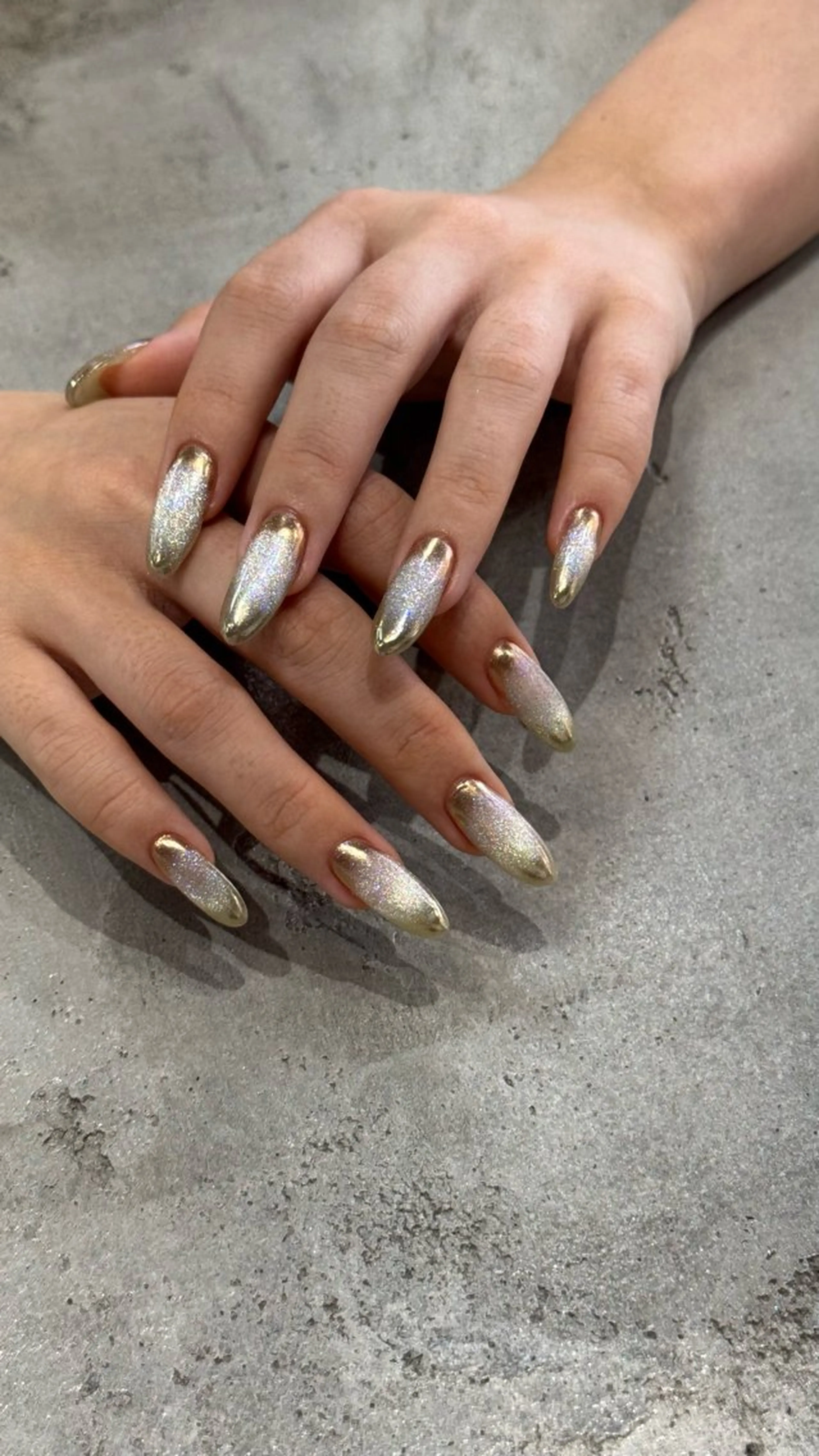 ネイル キラキラネイル マグネットネイル ミラーネイル ハンドネイル Momoka ネイリスト福岡/薬院のネイルデザイン