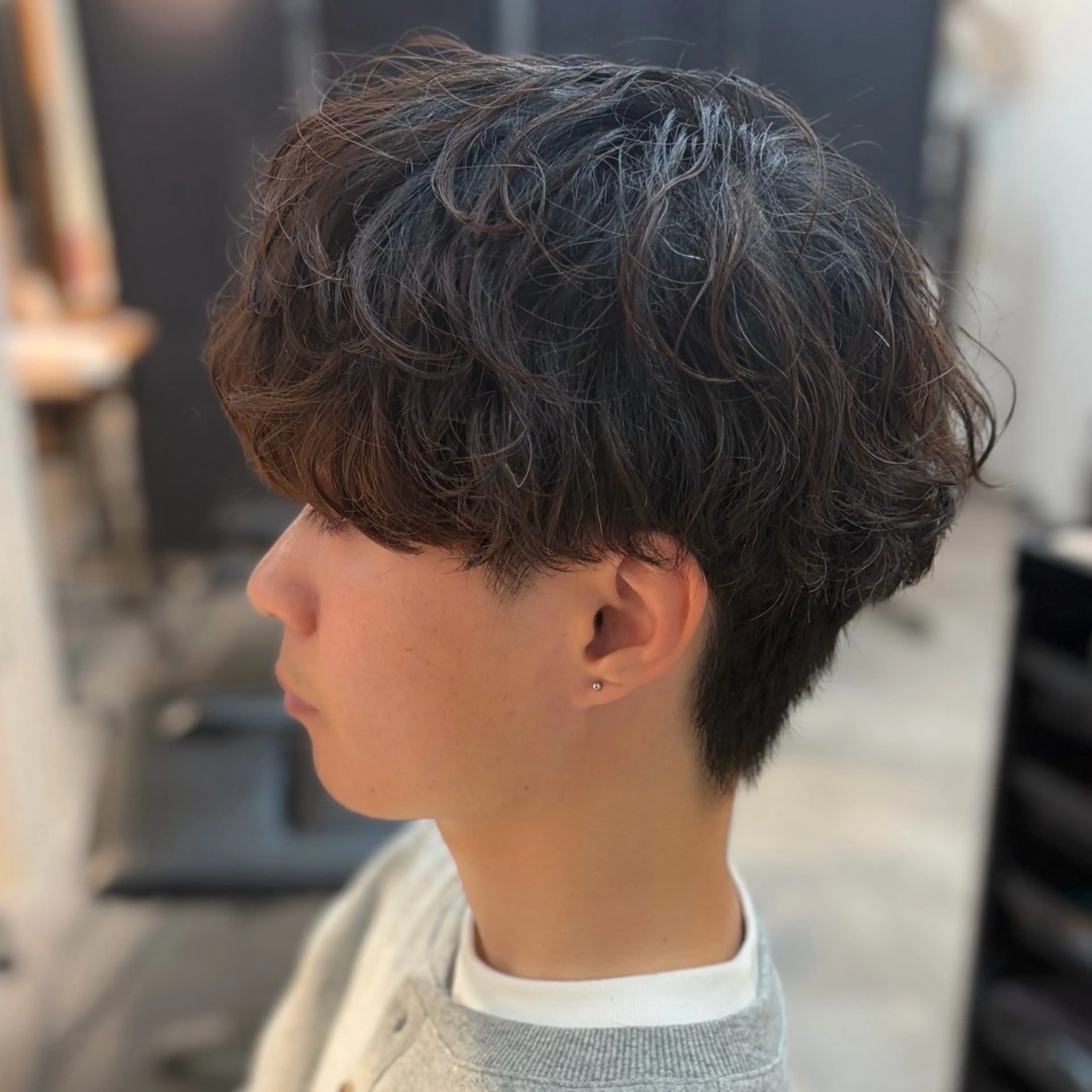 パーマ メンズ メンズ韓国風 マッシュ メンズパーマ カット パーマ 男の理想を叶える🔥 メンズパーマ特化｜関のヘアスタイル