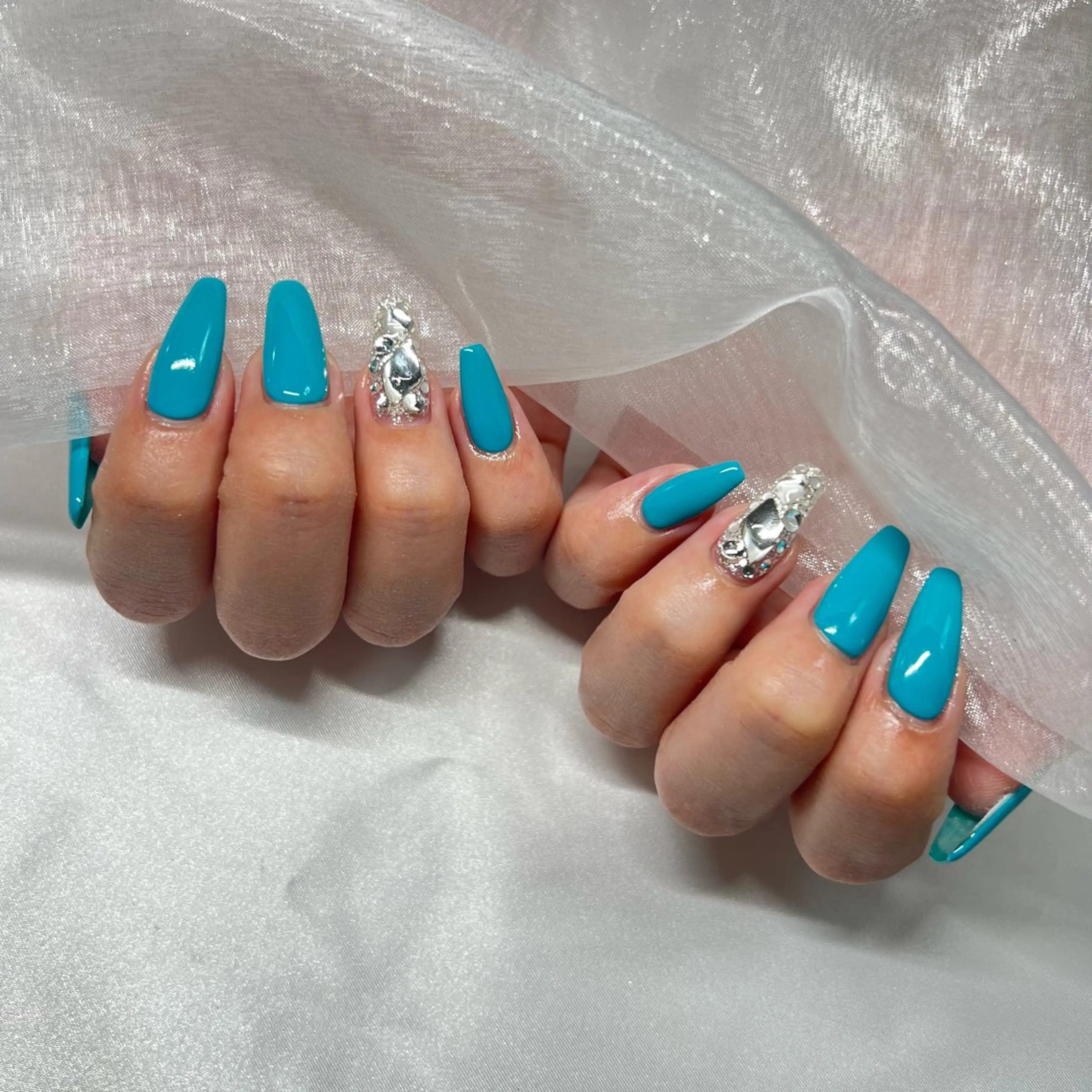 ネイル ジェルネイル 韓国ネイル ラメ(グリッター) マグネットネイル ミラーネイル ハンドネイル -nail salon-Reward所属・nail salon Rewardのネイルデザイン