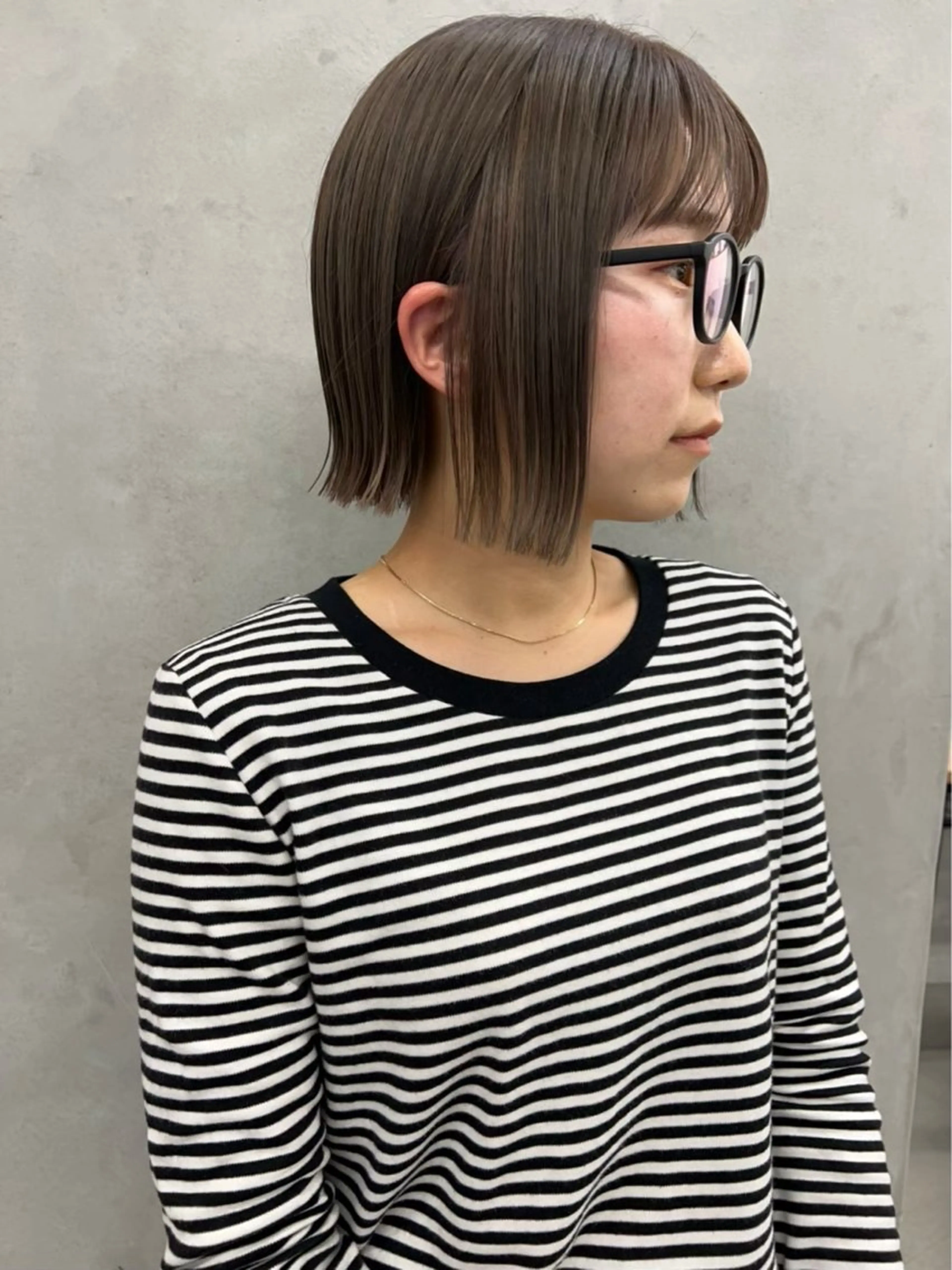 ショート カット ヘアカラー 🫐寒色系カラー 🫐ヤマナカリリカのヘアスタイル