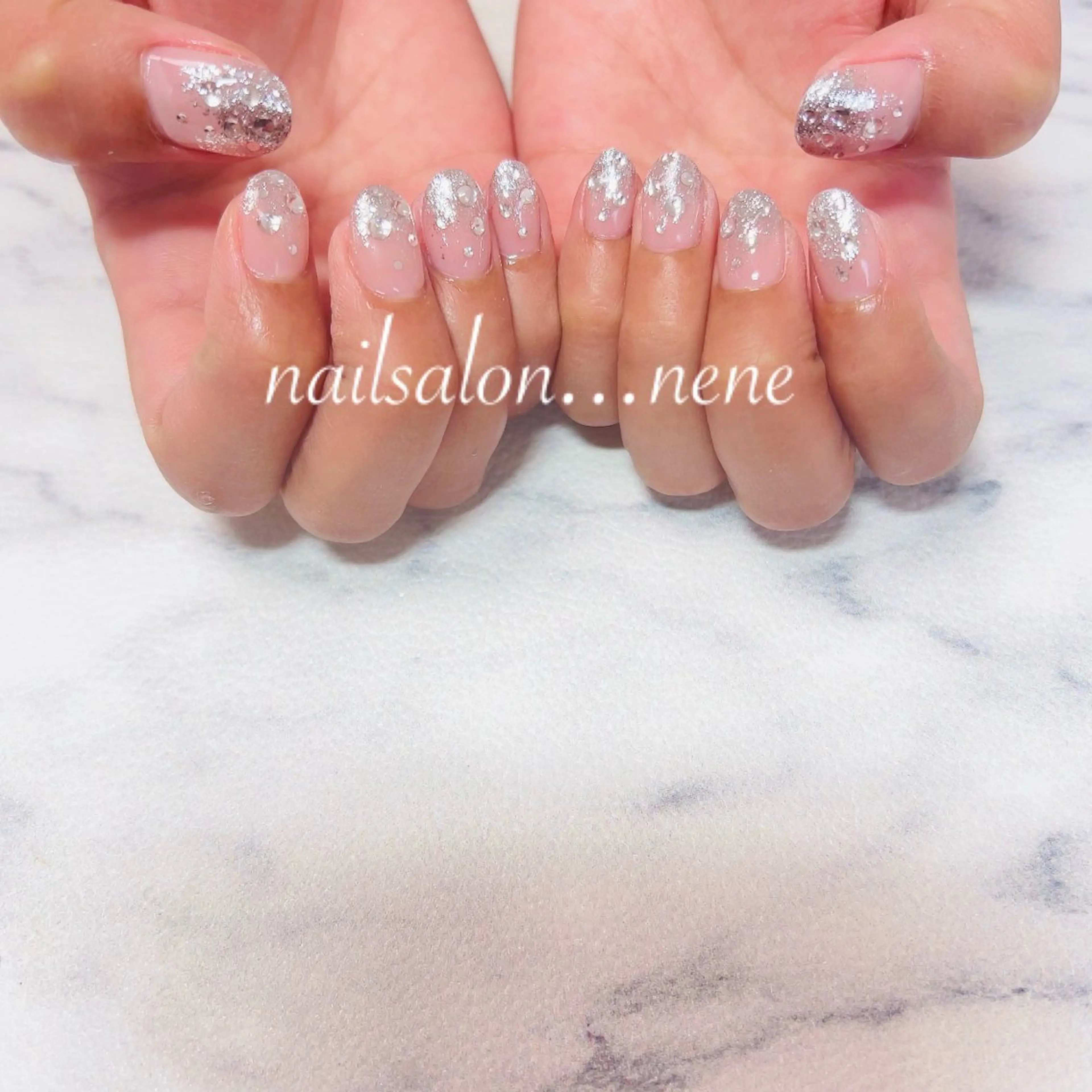 ネイル グラデーション ラメ(グリッター) ラメグラデーション nailsalon ...neneのネイルデザイン