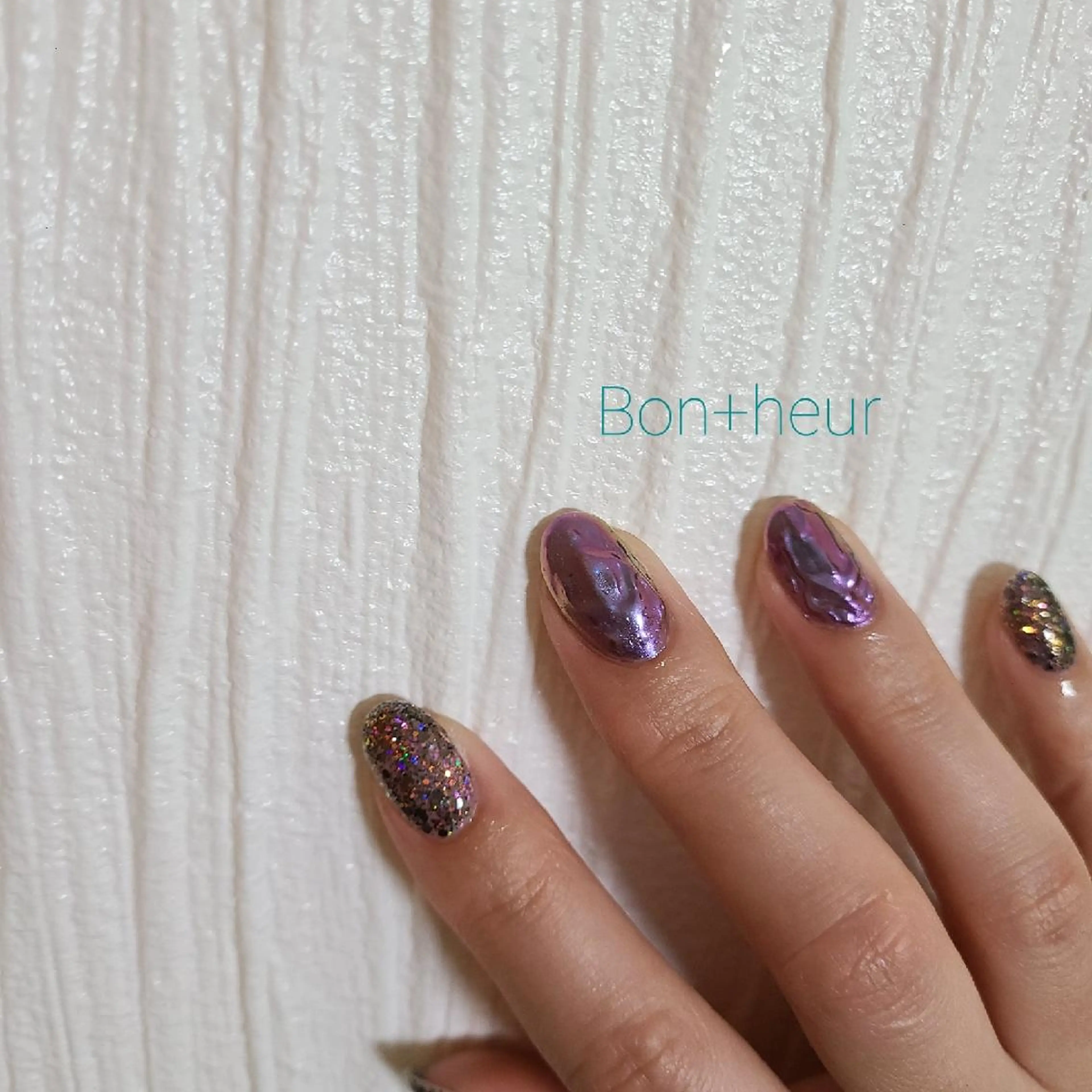 ネイル ジェルネイル ラメ(グリッター) ミラーネイル ニュアンスネイル 冬ネイル 宮口 紗子のネイルデザイン