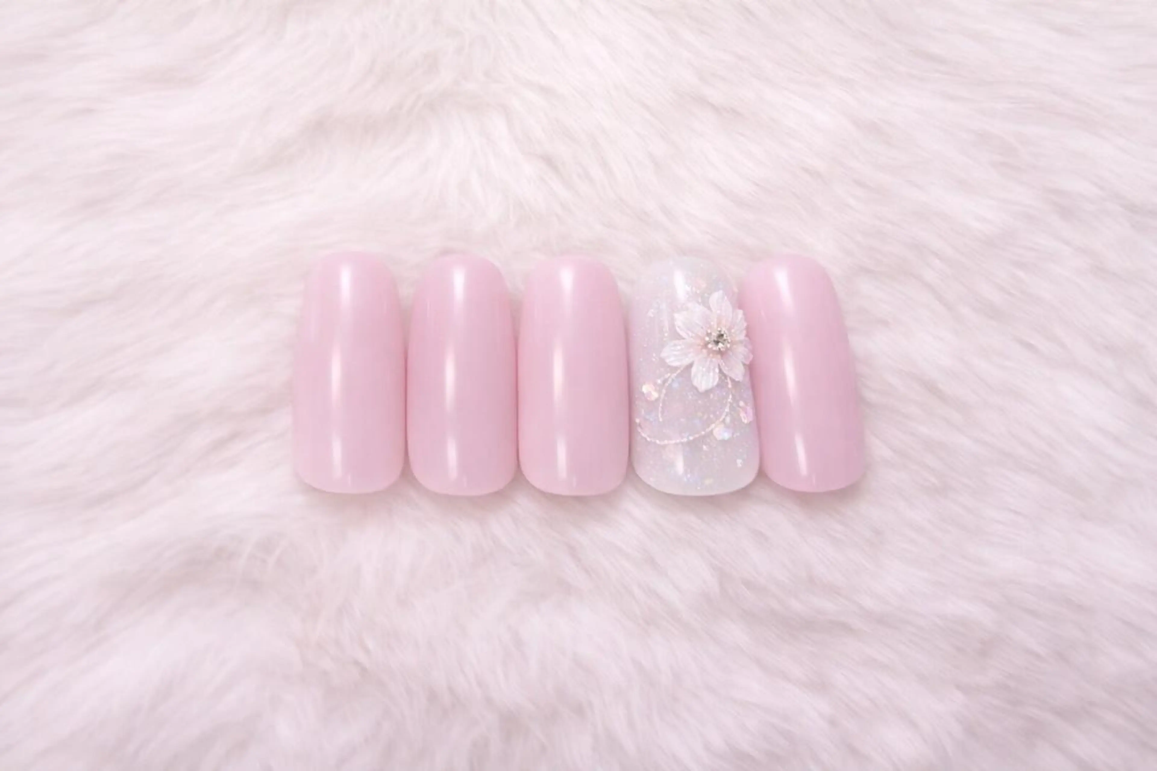 ネイル 南森町rebest 💅nailのネイルデザイン