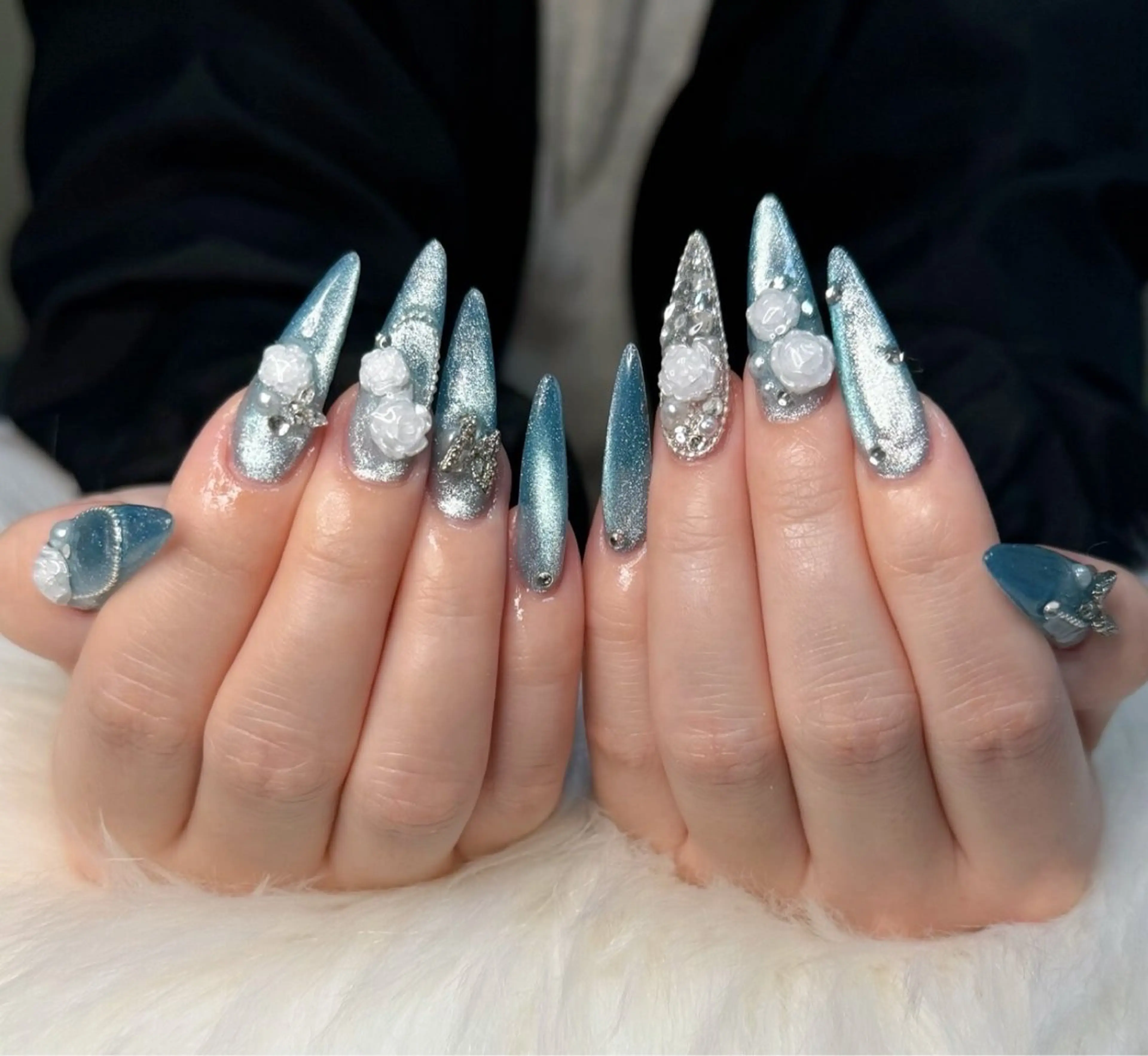 ネイル アートネイル オーロラネイル チークネイル 長さ出し フットネイル happy nail所属・Happy Nailのネイルデザイン