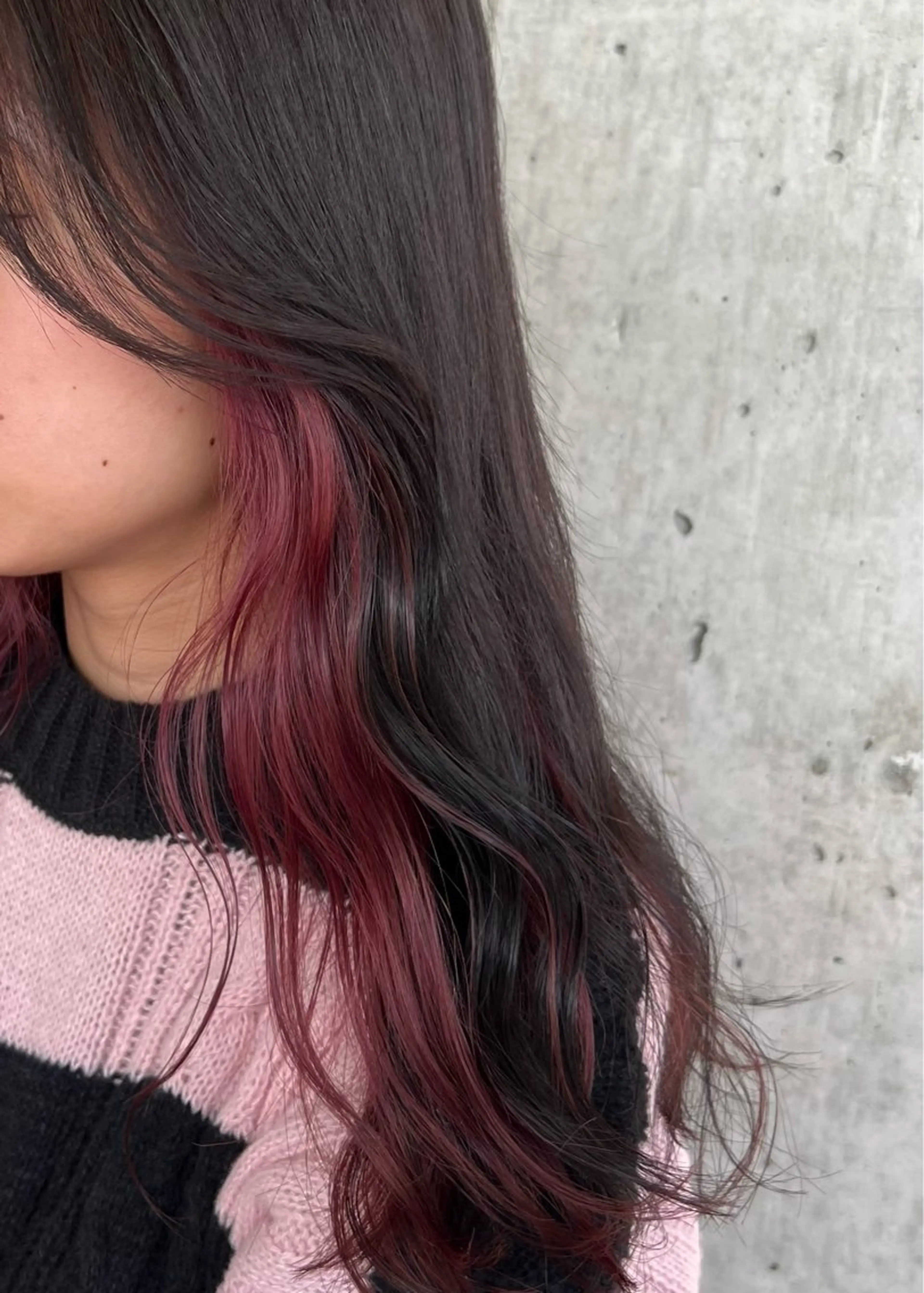 みんなと差をつけたいオシャレ髪に💖インナーカラー(ポイントブリーチ込み)＋全体カラー＋3ステップトリートメントの写真