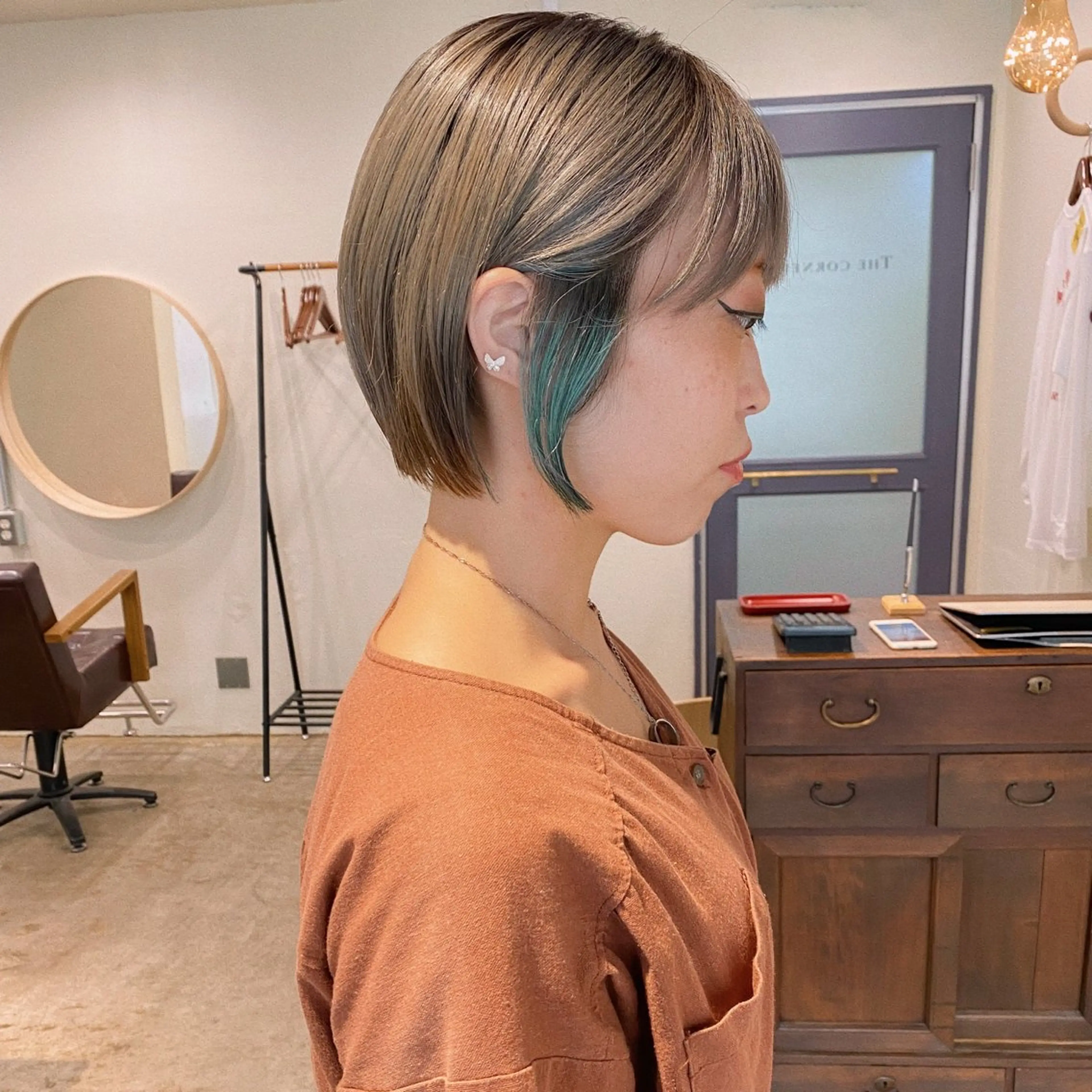 ショート カラー ボブ レイヤーカット 縮毛矯正 カット ヘアカラー トリートメント 板谷みさき /艶ボブ/藤沢美容室のヘアスタイル