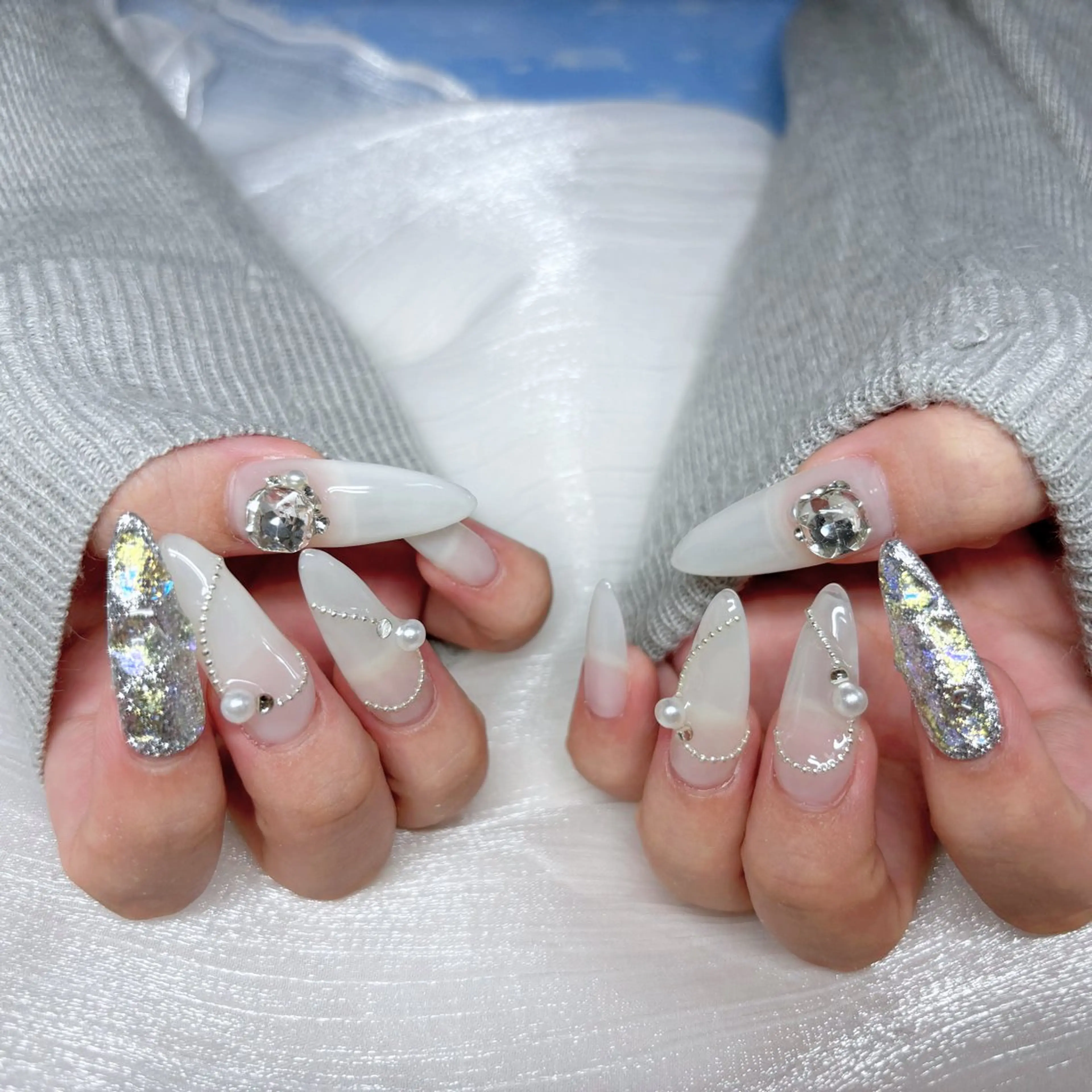 ネイル ハンドネイル H3 Nail Tsuki🦋💙のネイルデザイン