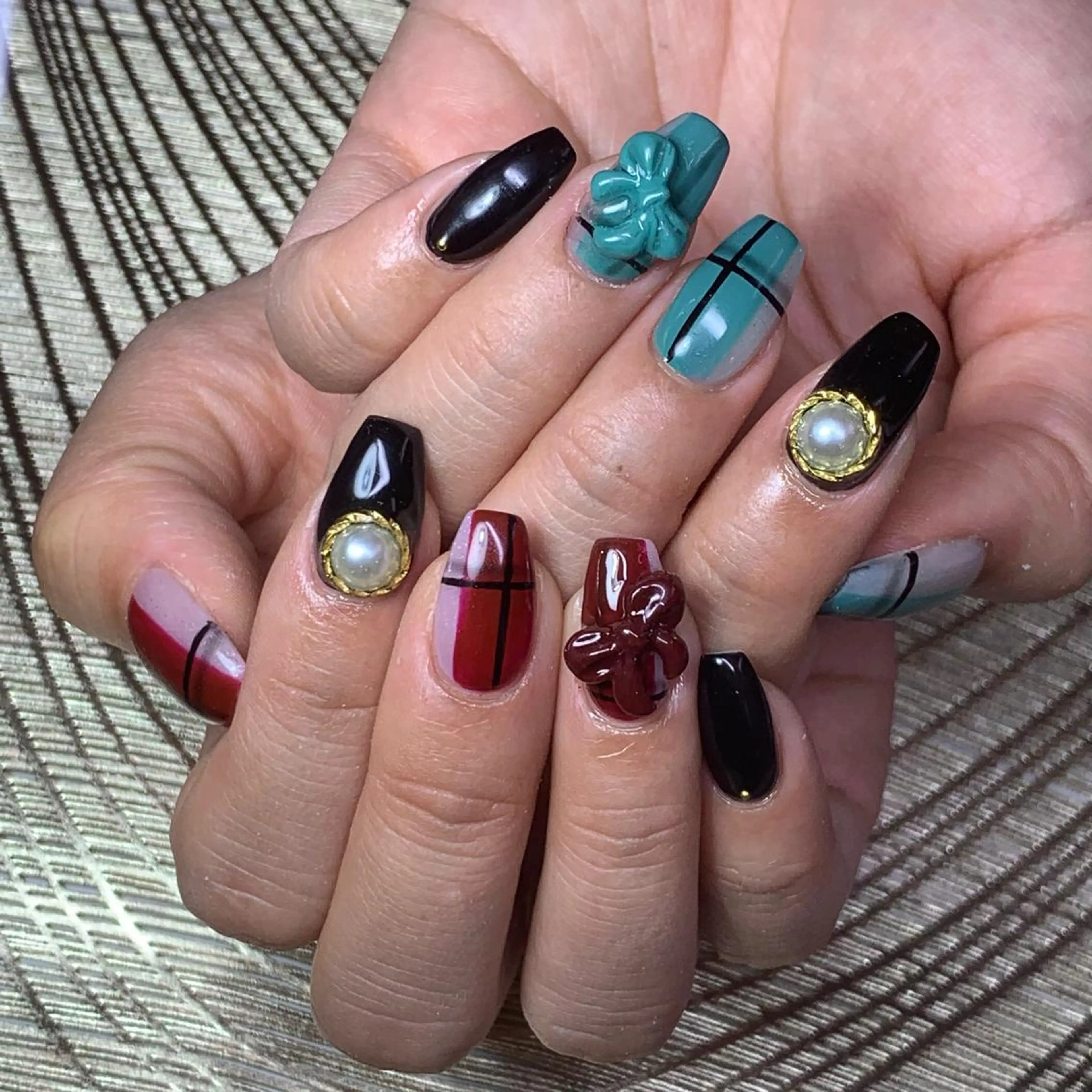 ネイル καρδιά -ｶﾙﾃﾞｨｱ-のネイルデザイン