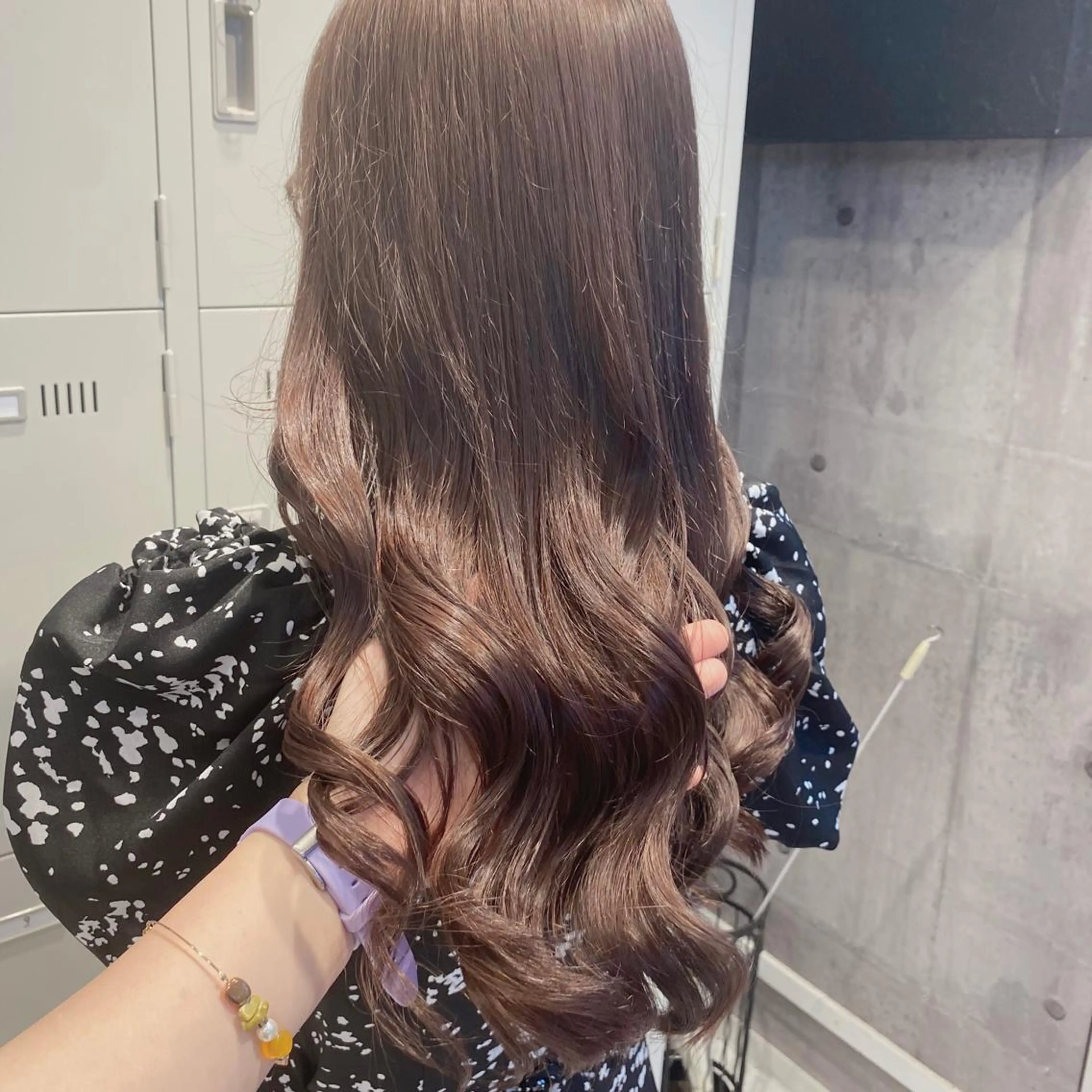 ミディアム カラー ヘアアレンジ メンズ キッズ お悩み解決美容師 💐AMIのヘアスタイル