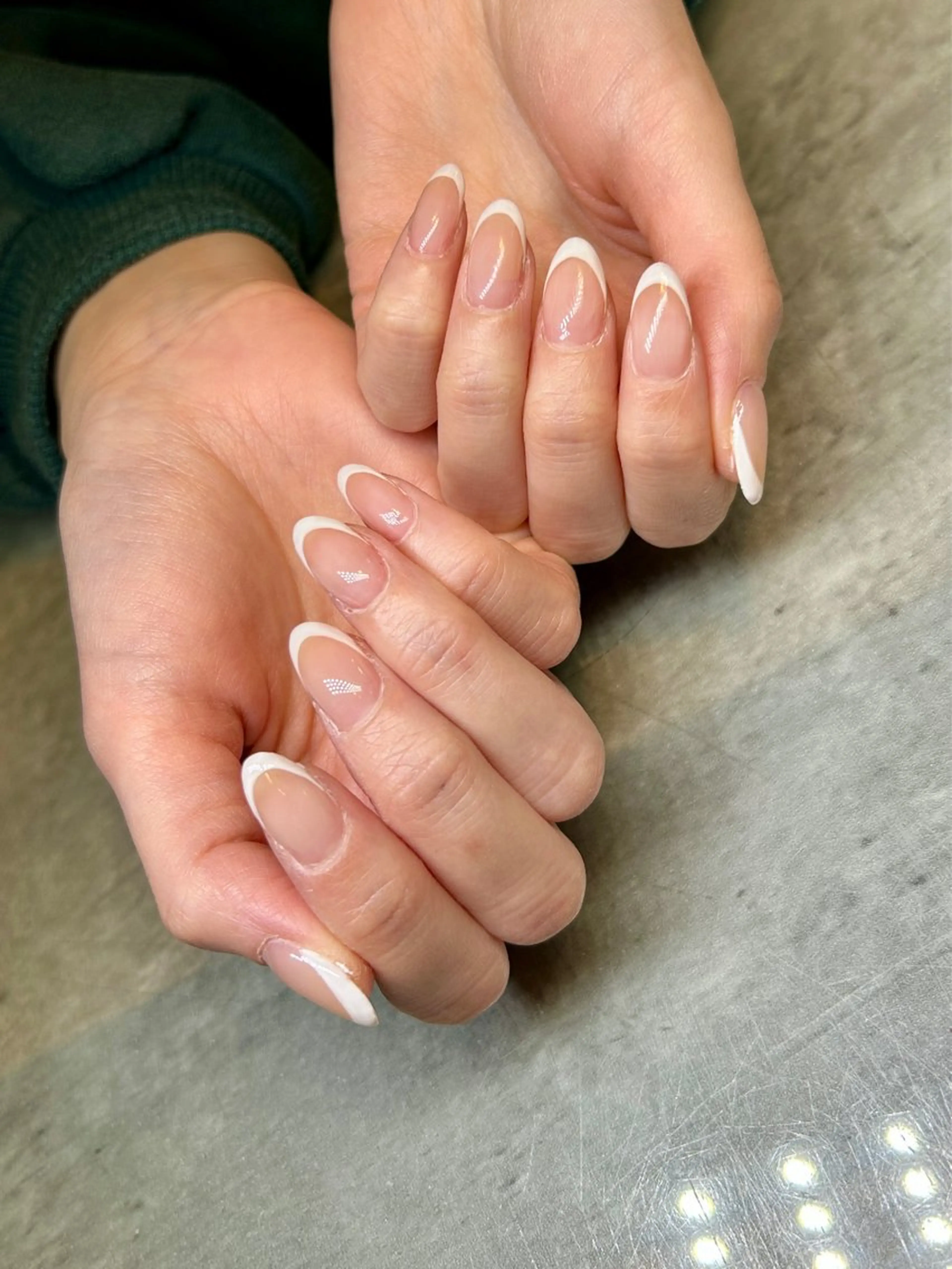 フレンチネイル　オフありの写真