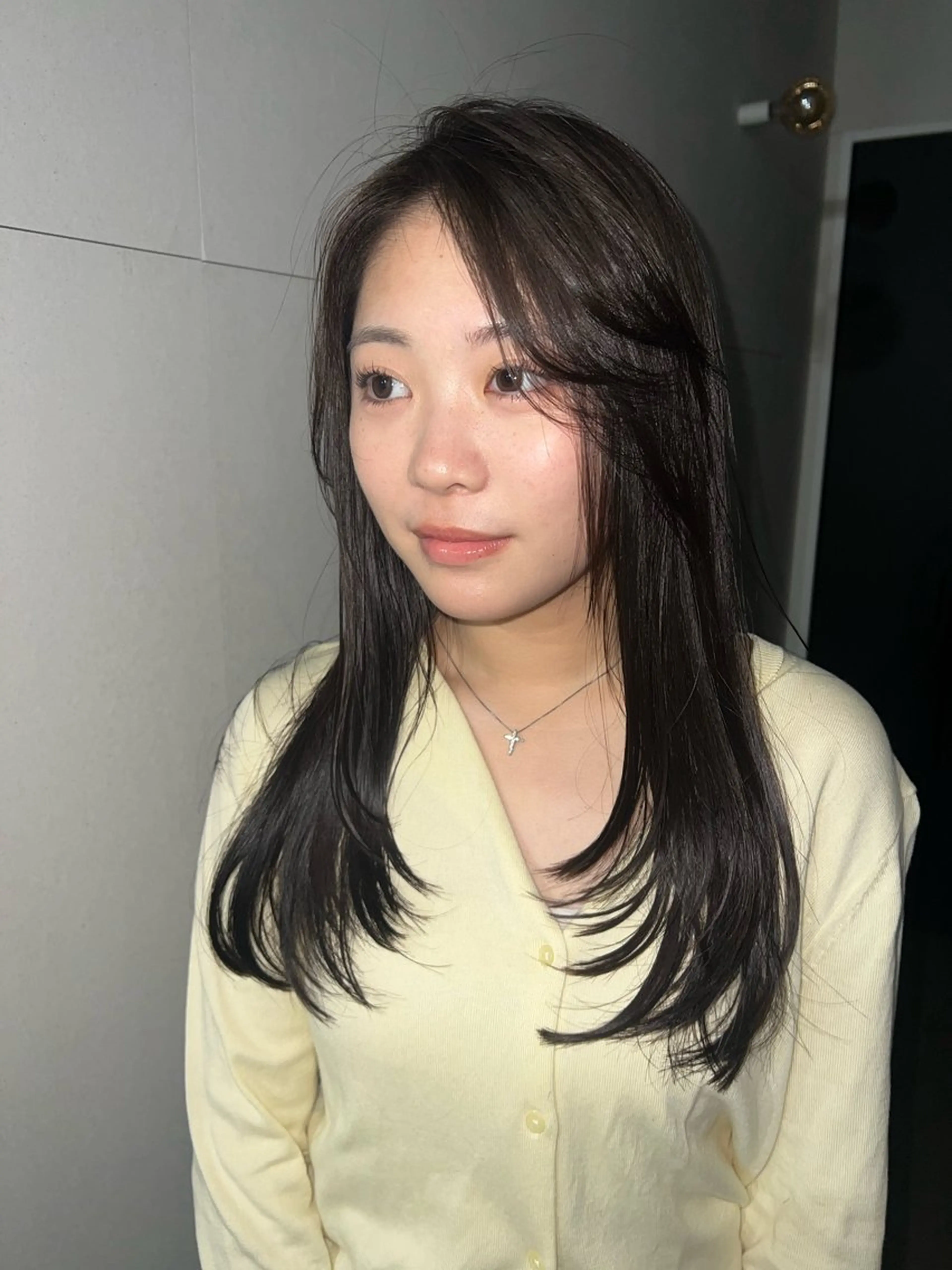 ロング カット eim AYUKAのヘアスタイル