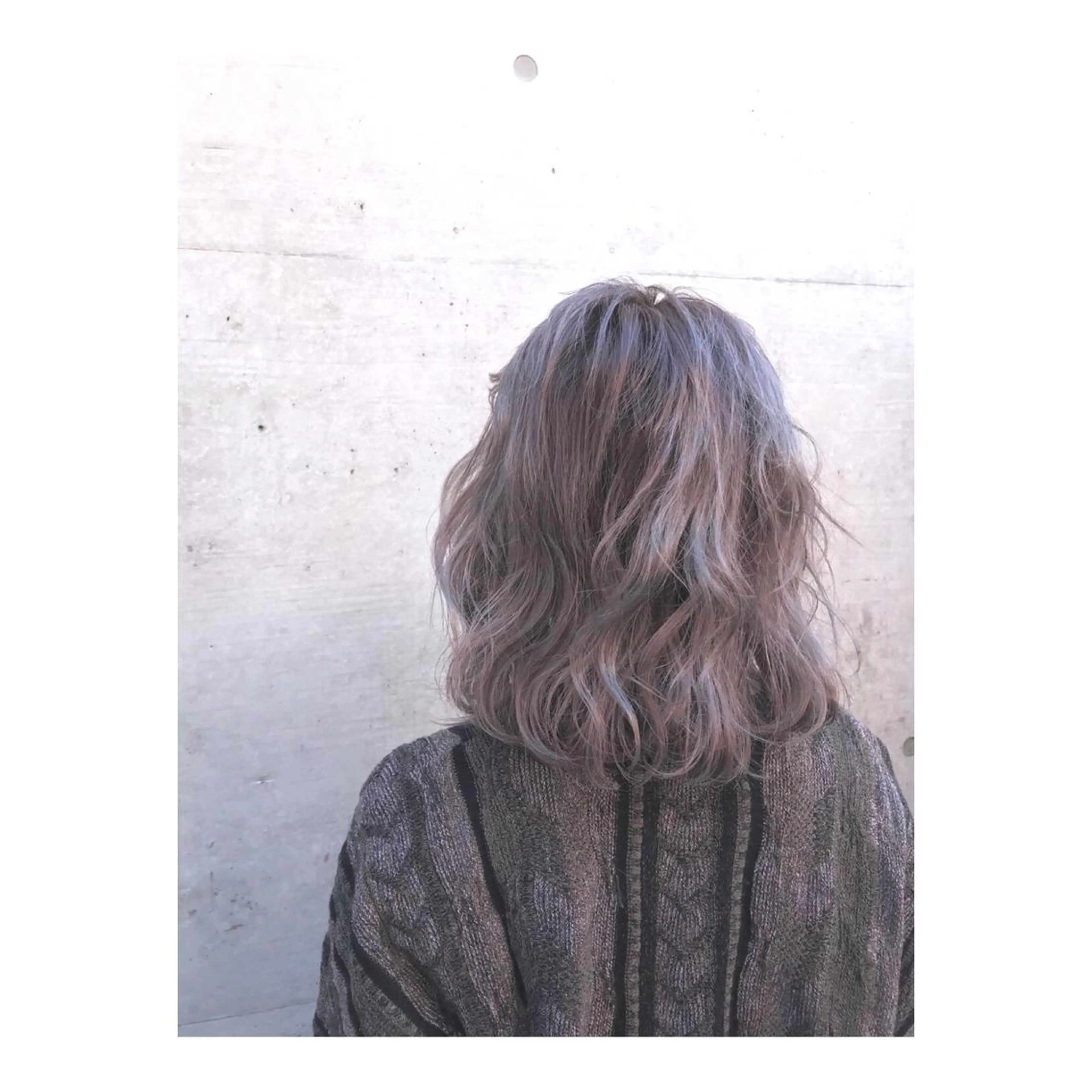 セミロング カラー ブリーチ ラベンダーカラー ラベンダーグレー ピンクカラー 100%髪質改善特化 TRUNSのヘアスタイル