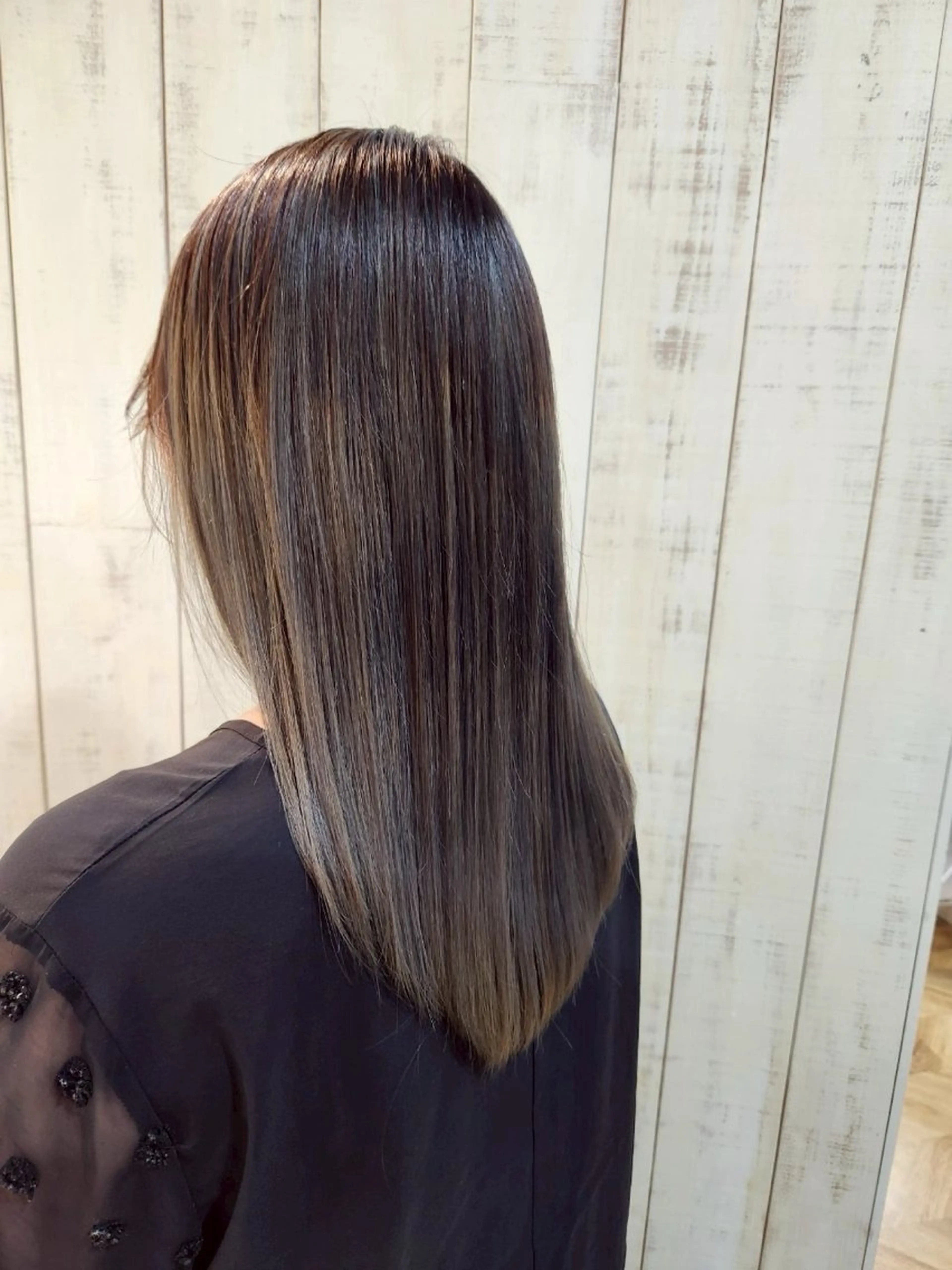 セミロング 丸山 早紀のヘアスタイル