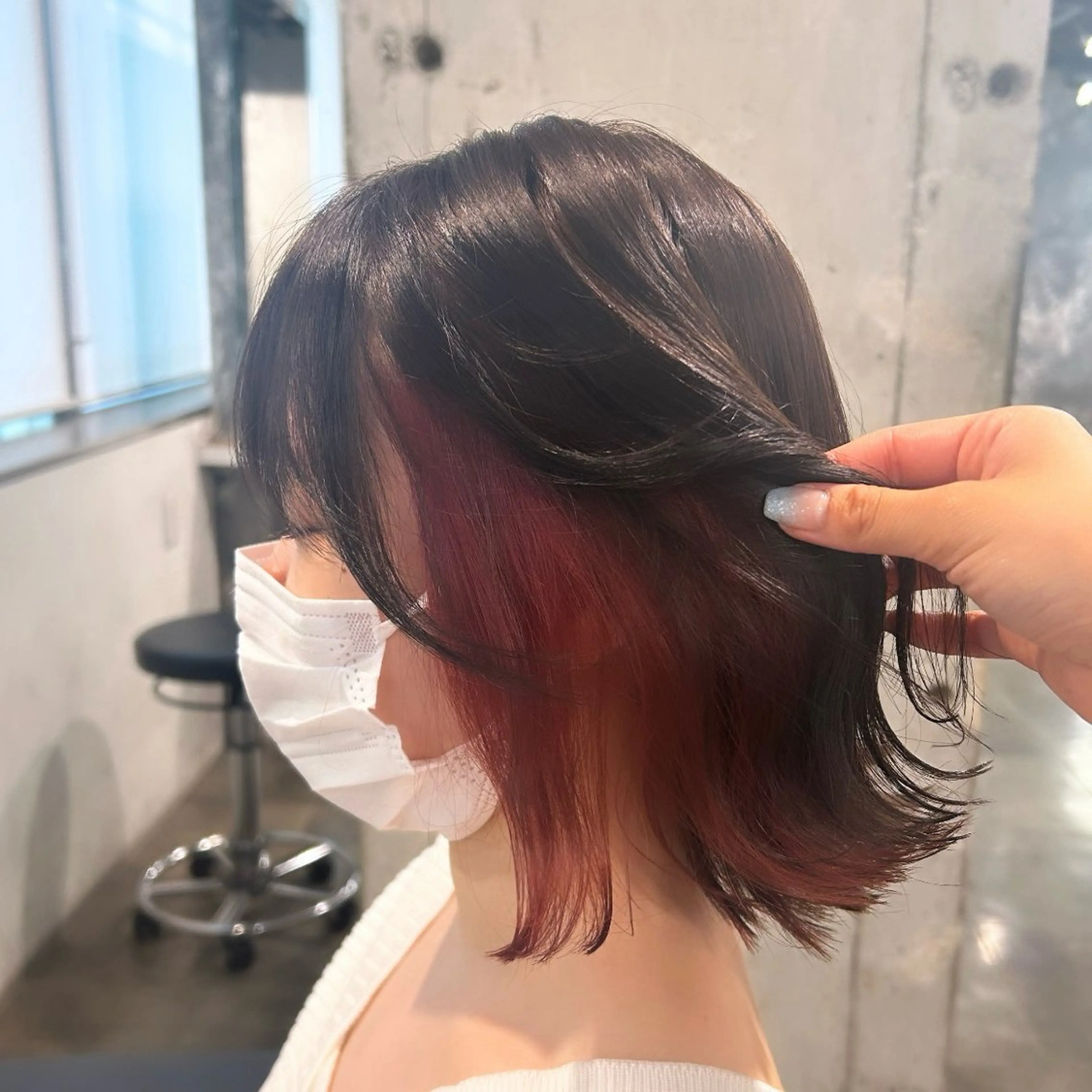 ミディアム IS所属・横浜美容室/透明感 カラー/レイヤーのヘアスタイル