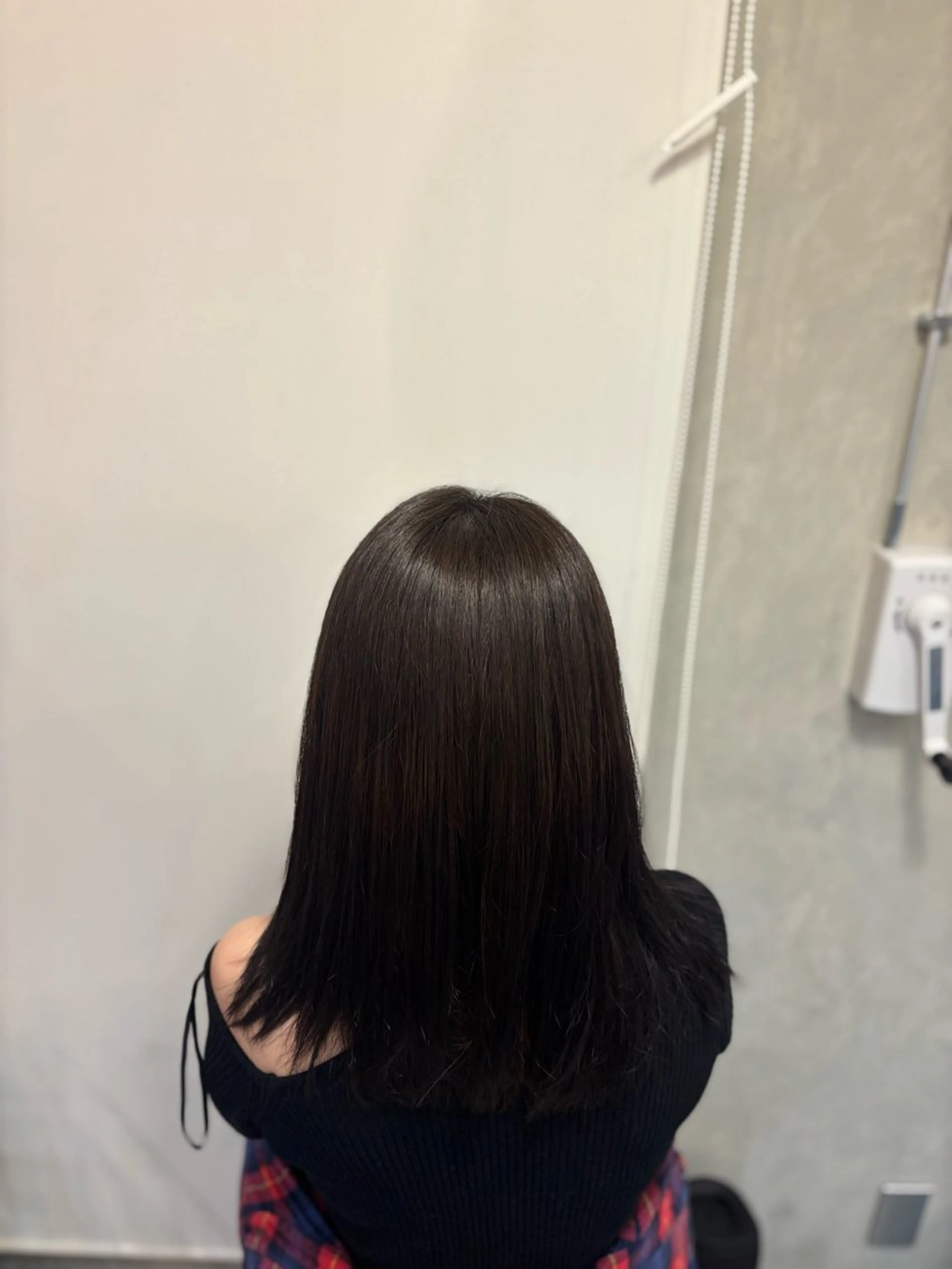 ミディアム カラー 平良 那生のヘアスタイル